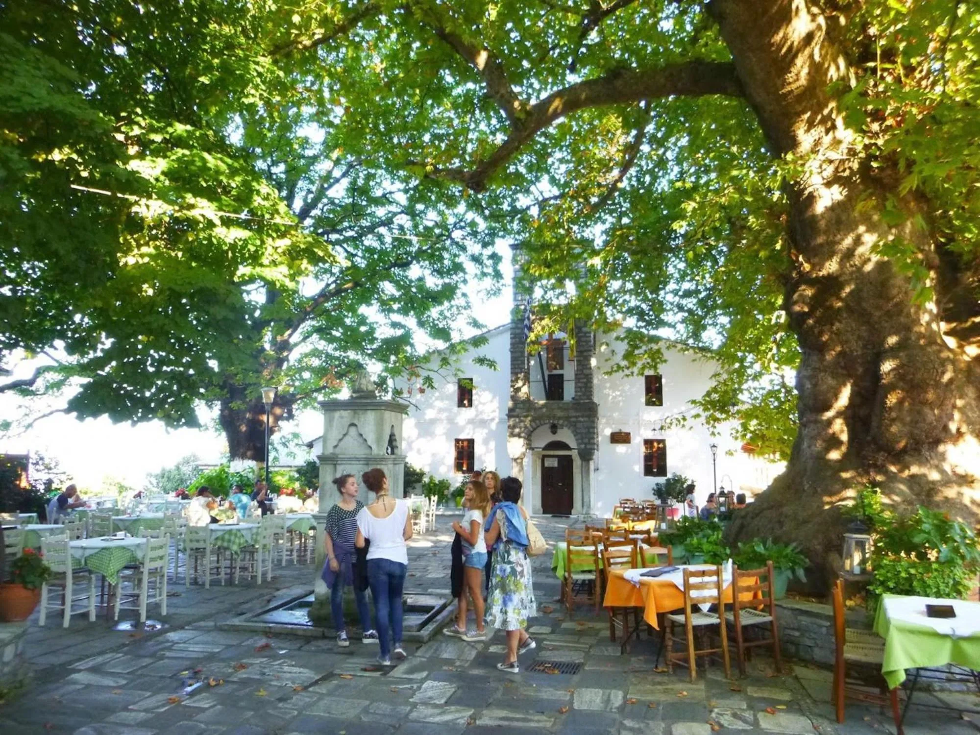 Restaurant/places to eat in Archontiko Michael Pelion