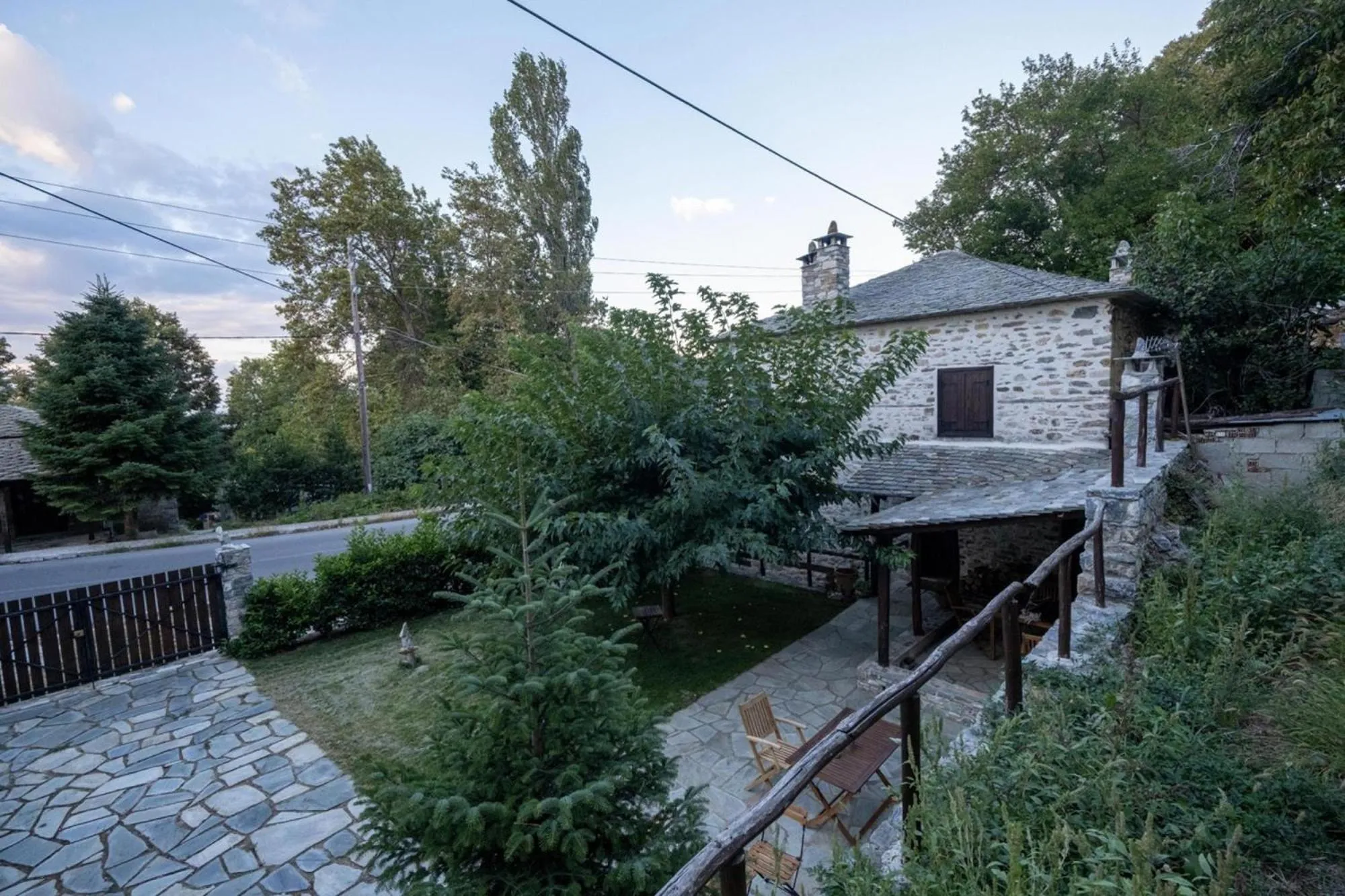 Garden in Archontiko Michael Pelion