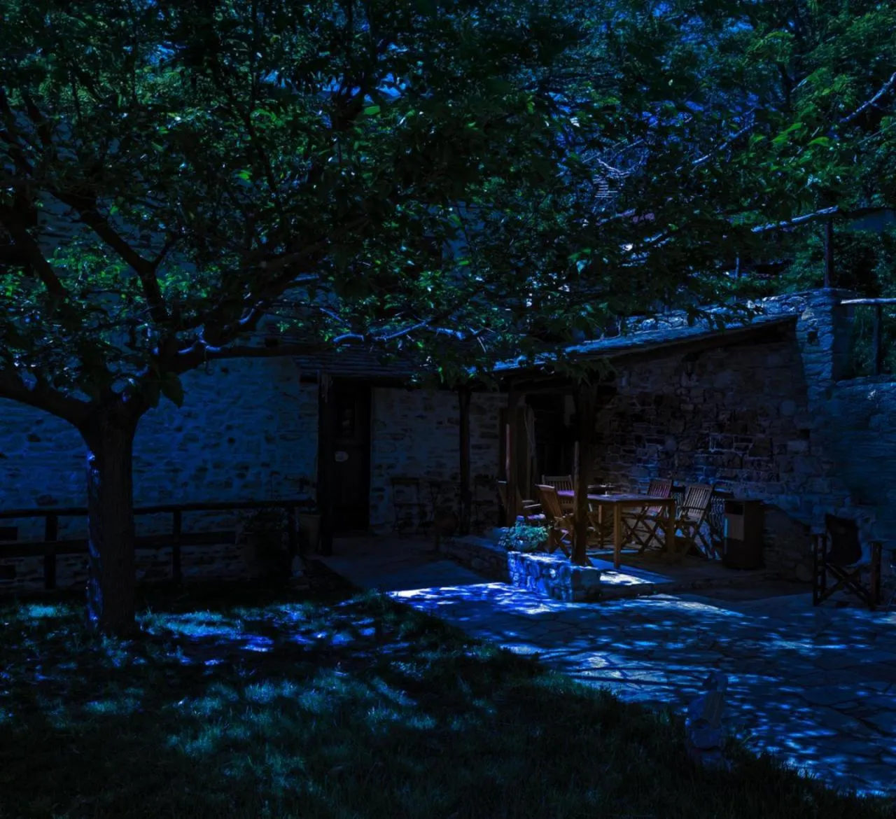 Garden in Archontiko Michael Pelion