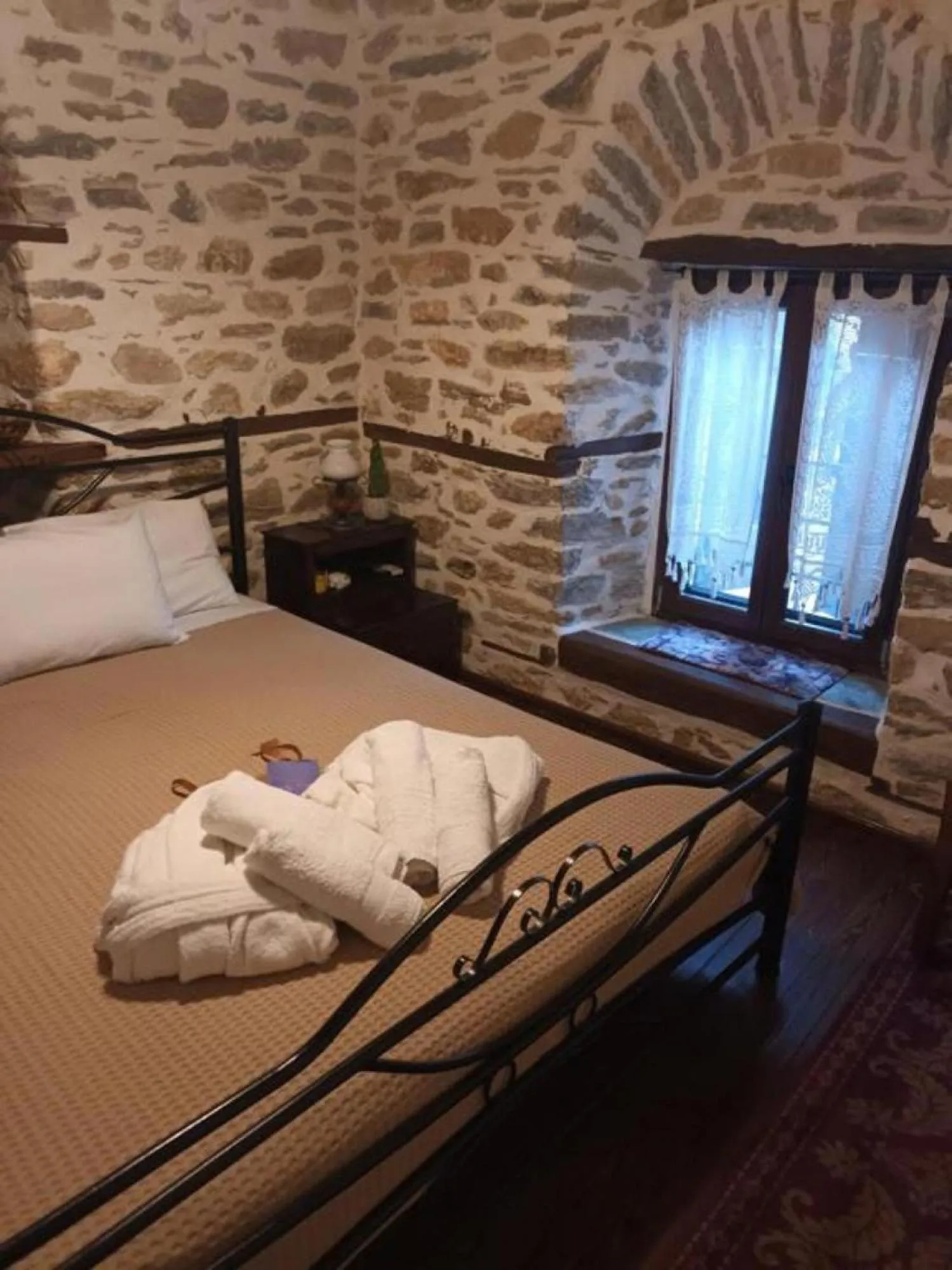 Bed in Archontiko Michael Pelion