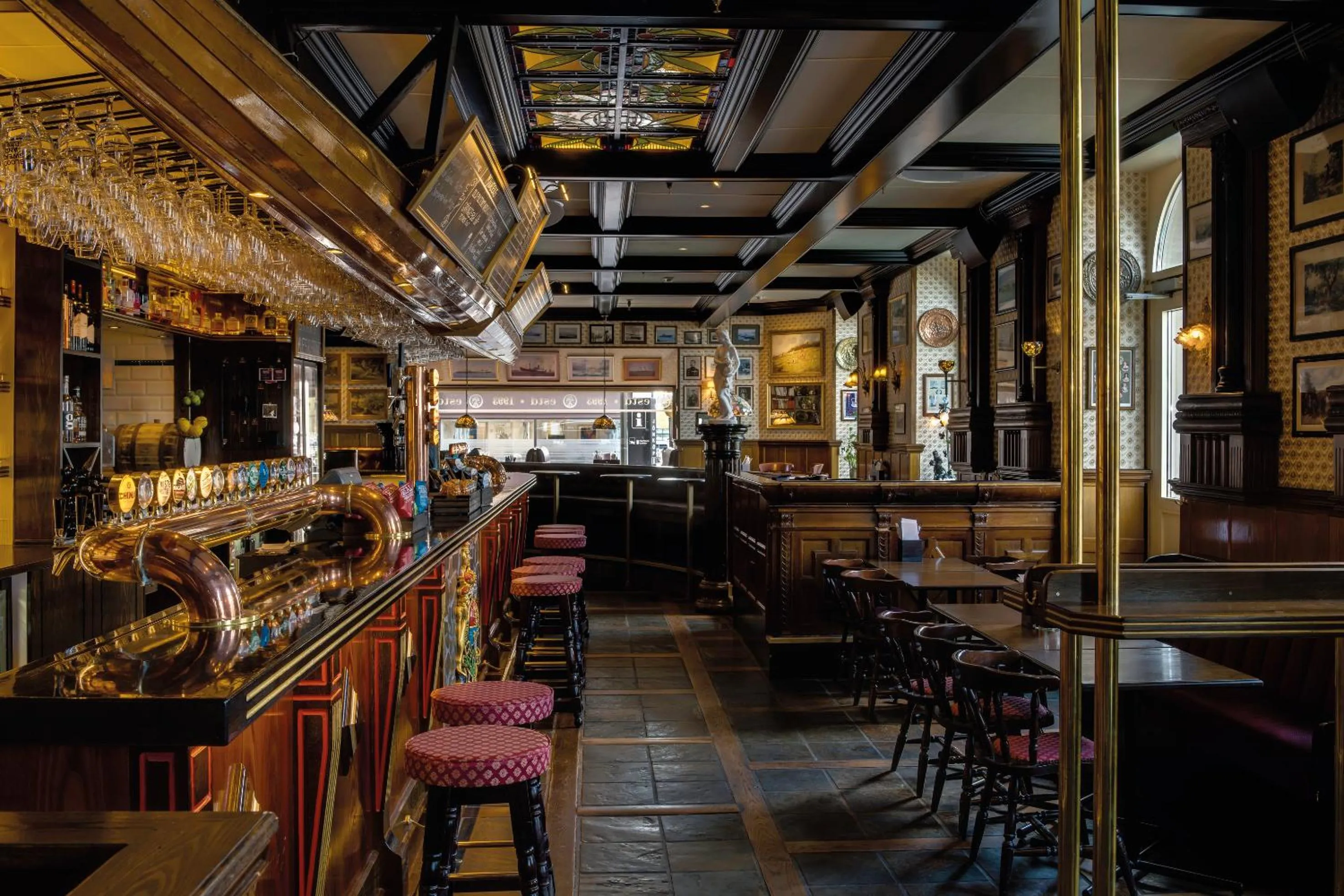 Restaurant/places to eat in Elite Stora Hotellet