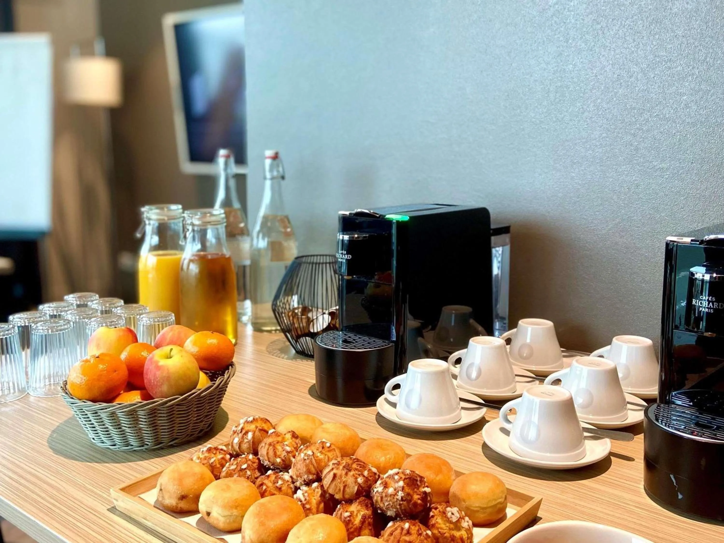 Meeting/conference room in ibis Styles Rennes Cesson