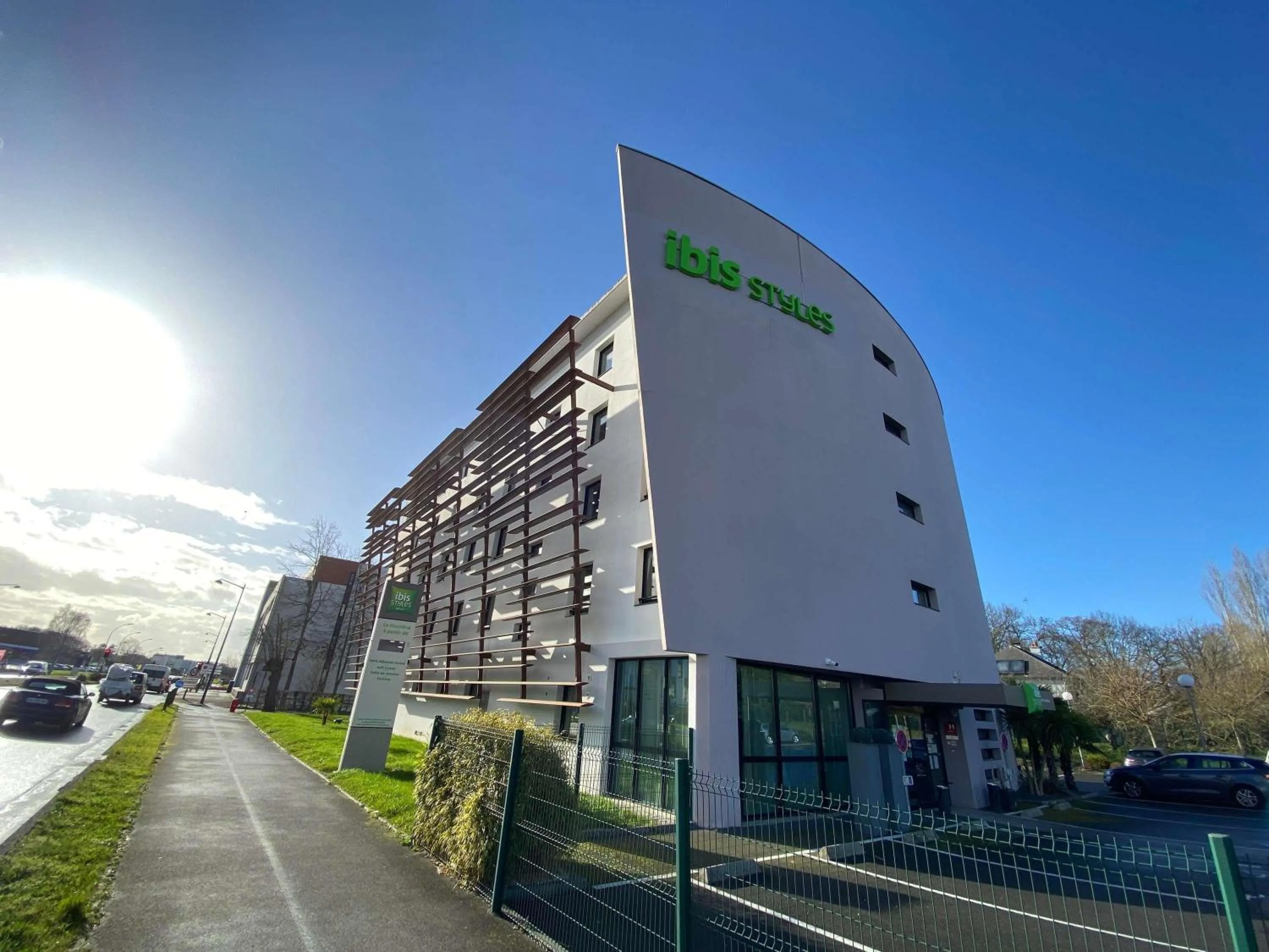 Property building in ibis Styles Rennes Cesson