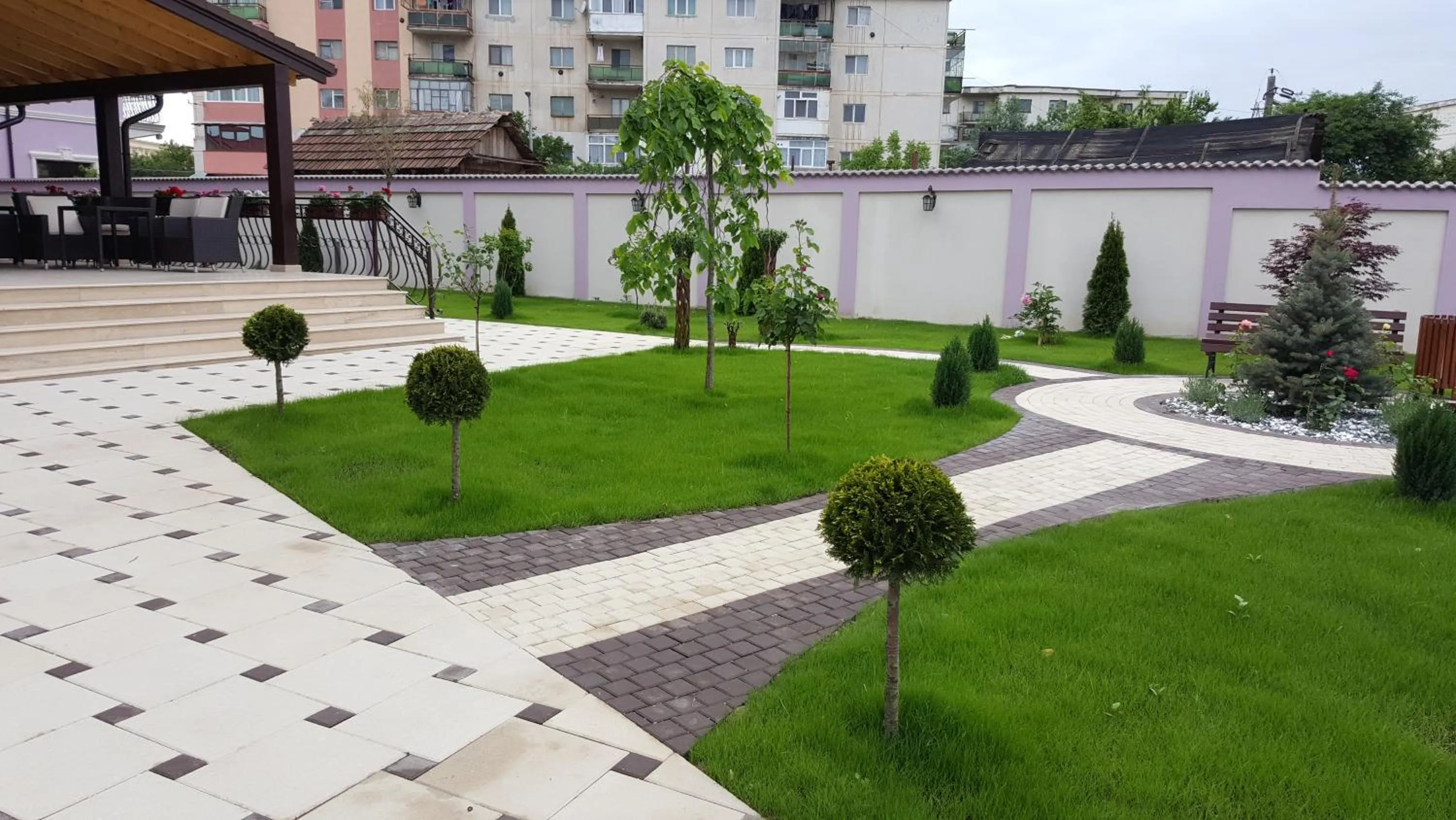 Property building in Marigab