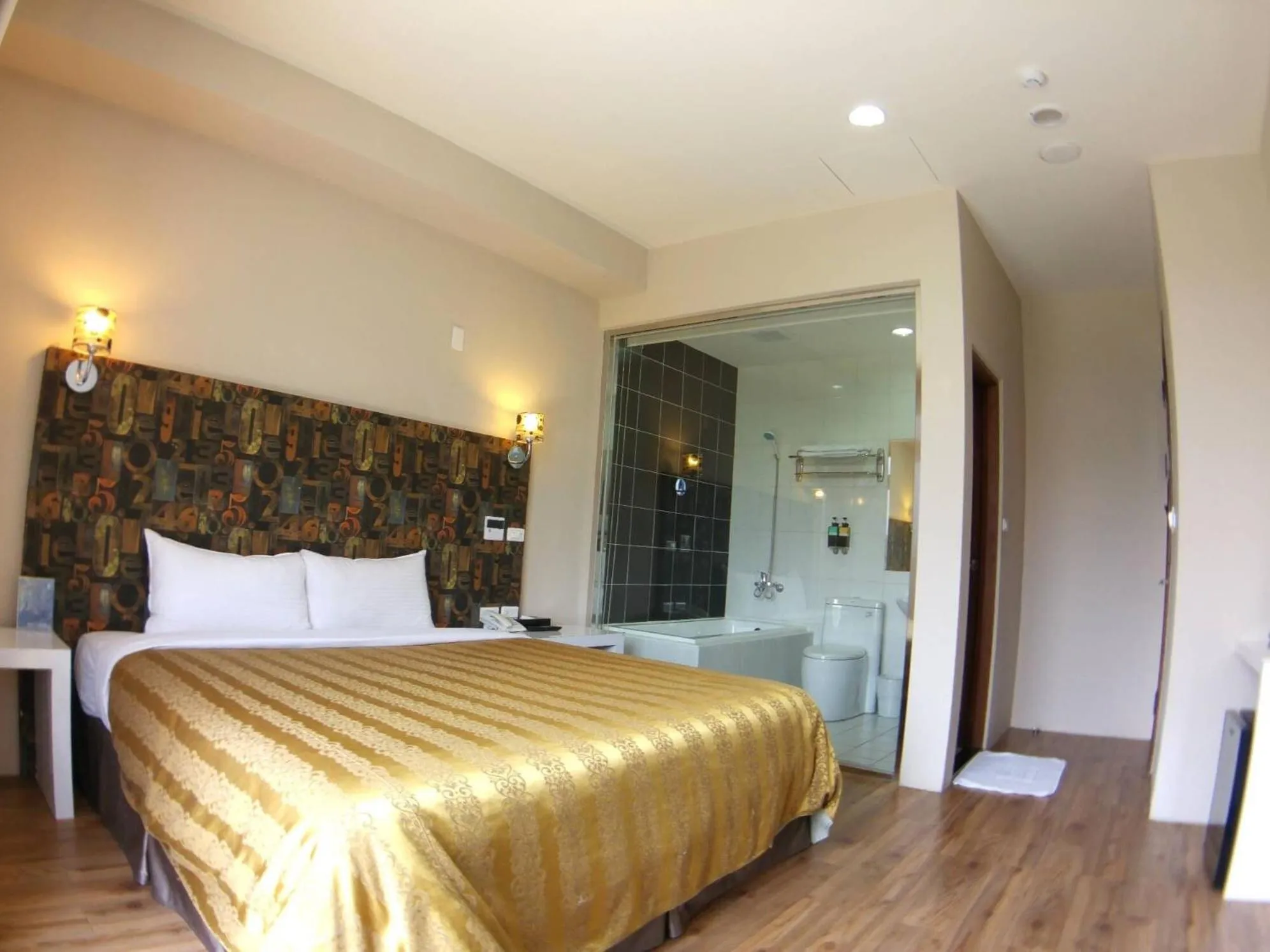 Bedroom, Bed in CoCo Motel Boutique