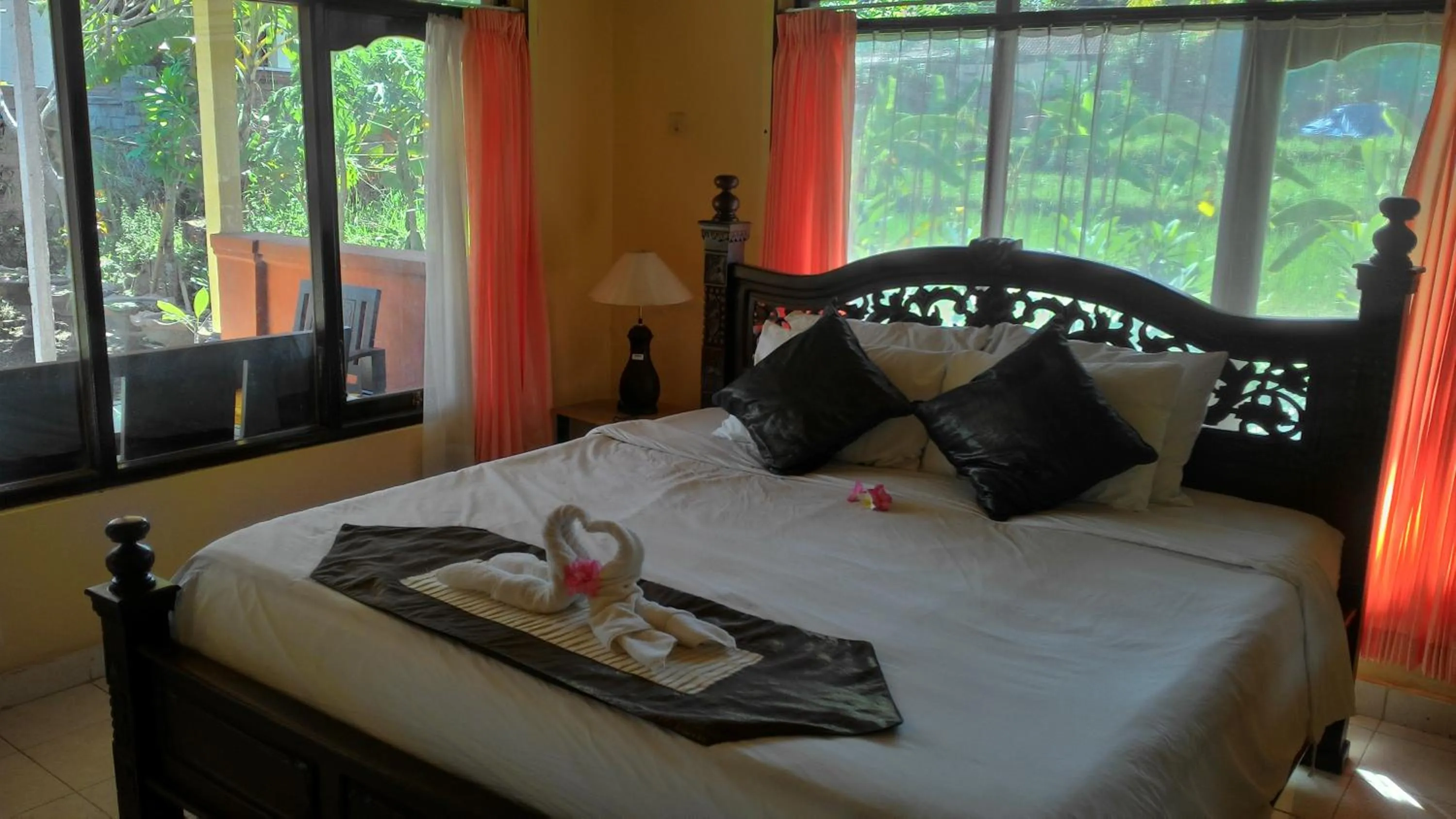 Photo of the whole room, Bed in Muka House