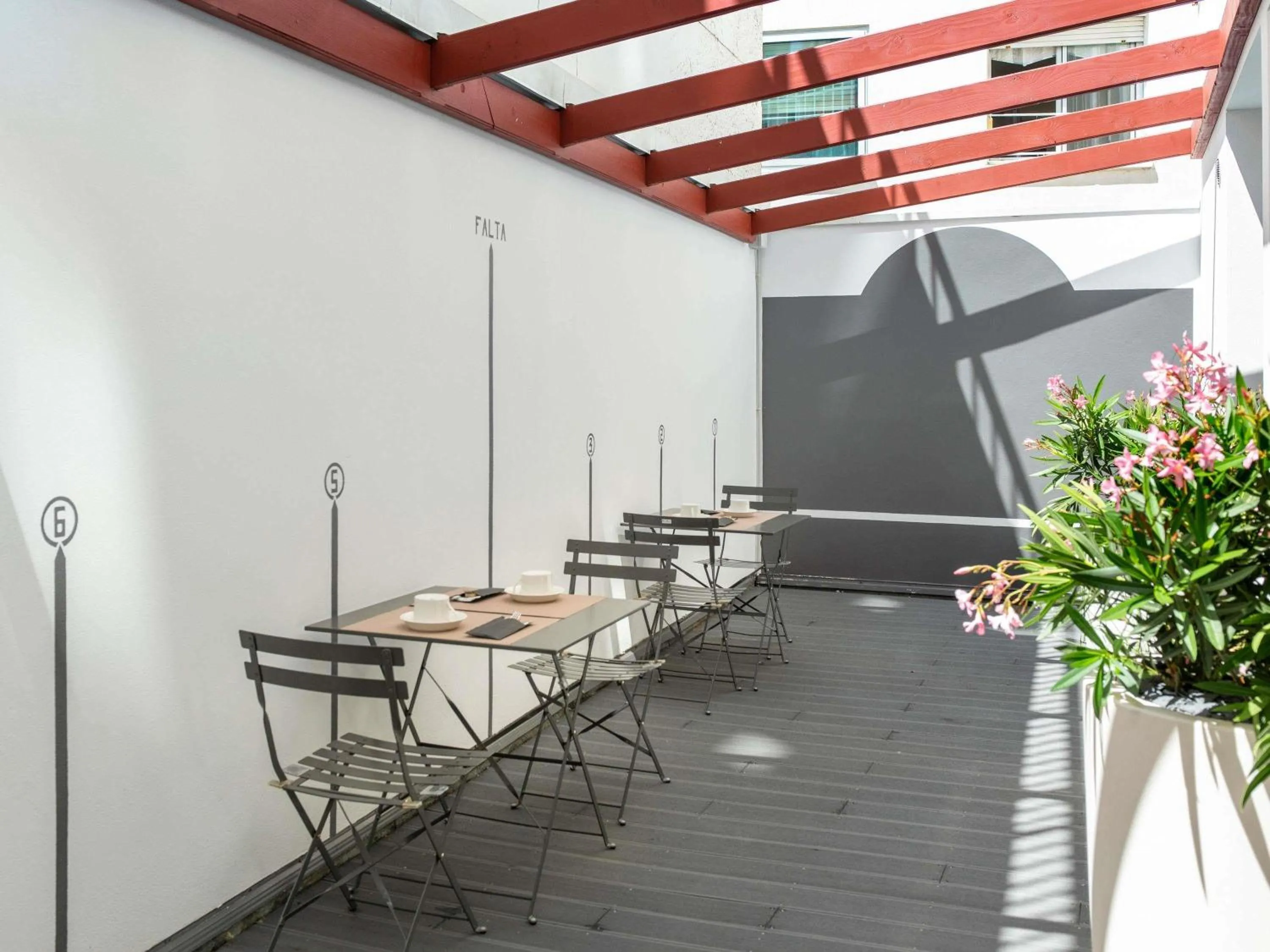 Breakfast in Mercure Président Biarritz Plage