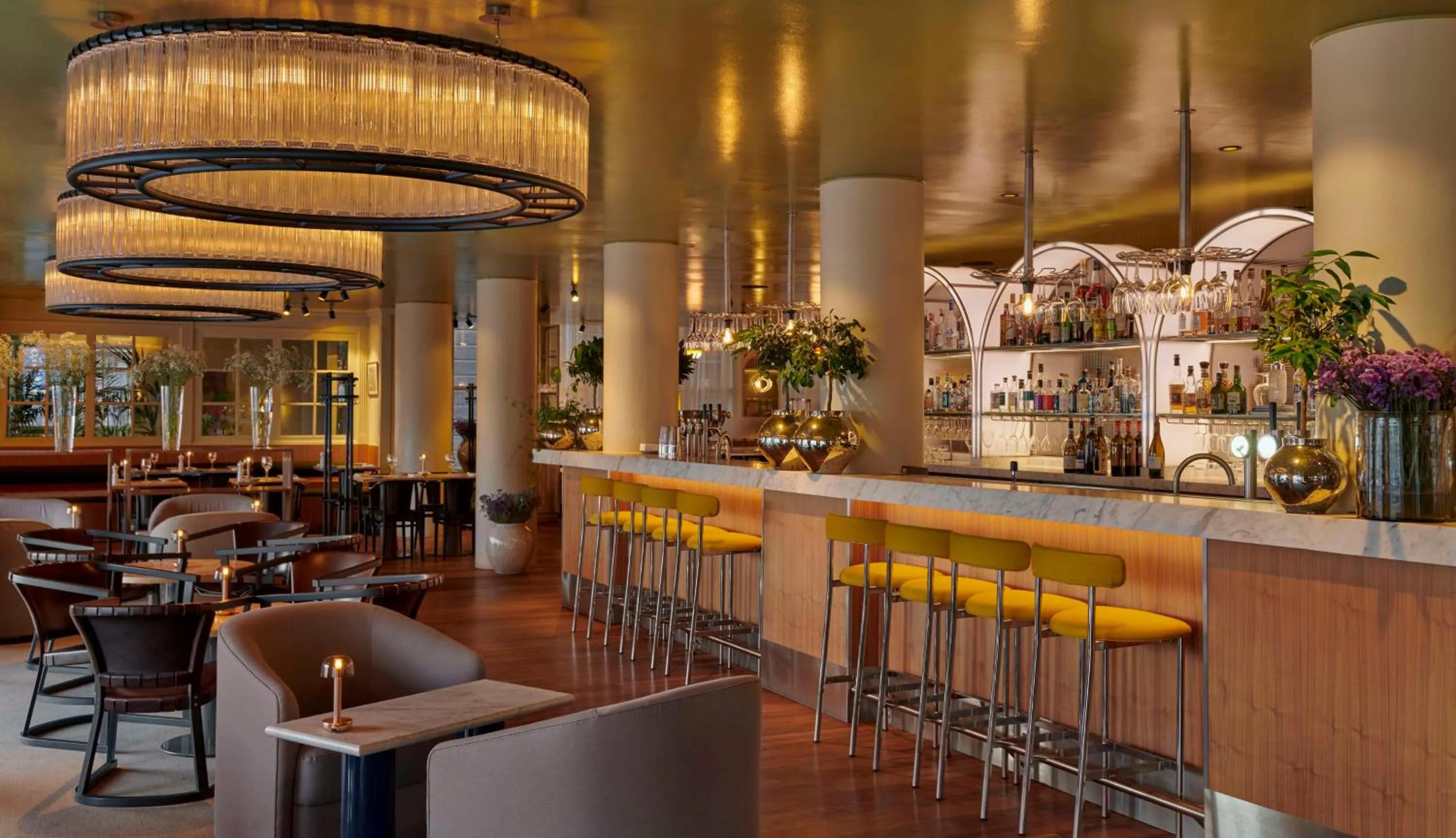 Lounge or bar in Hôtel Reisen in The Unbound Collection by Hyatt