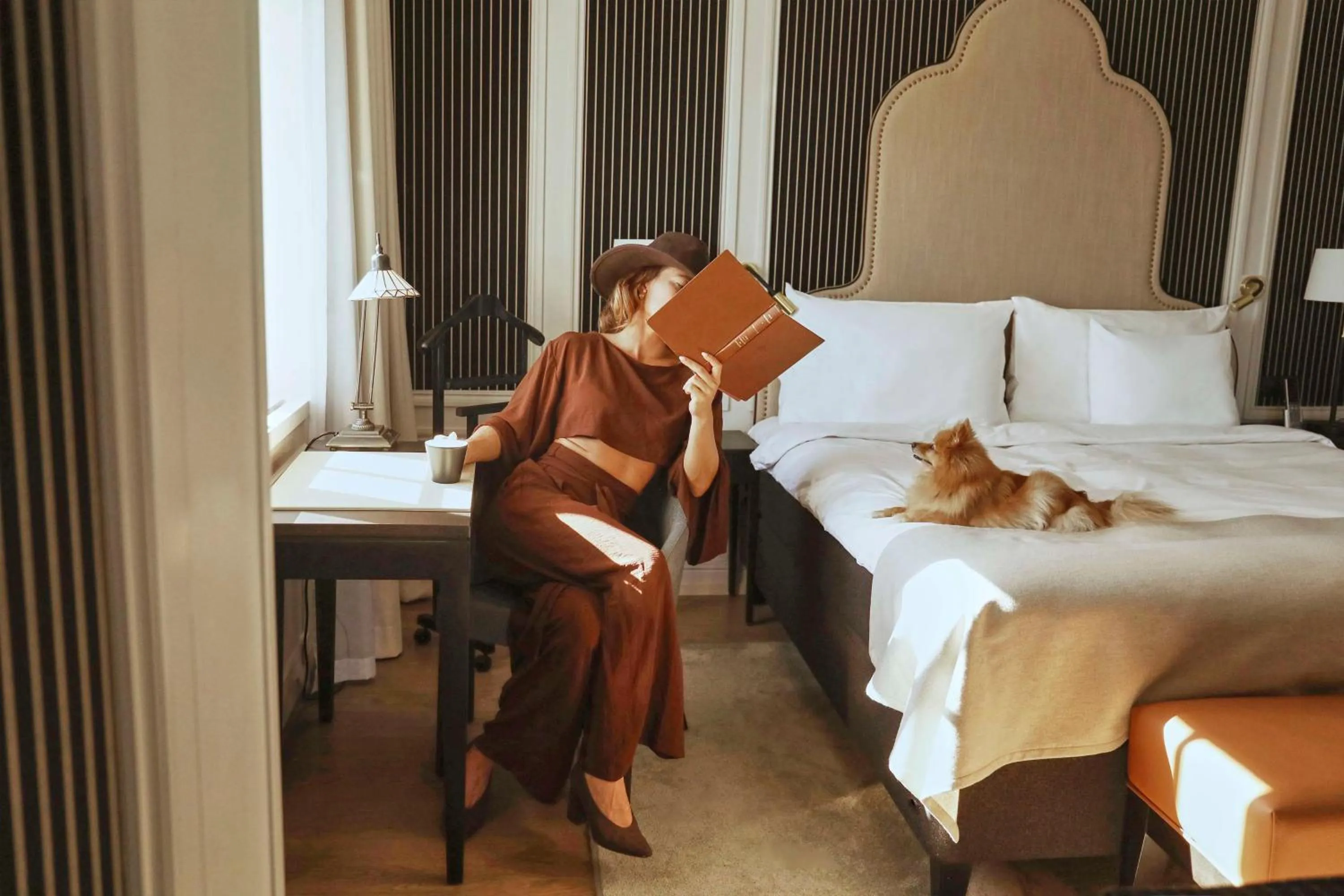 pet friendly, Bed in Hôtel Reisen in The Unbound Collection by Hyatt