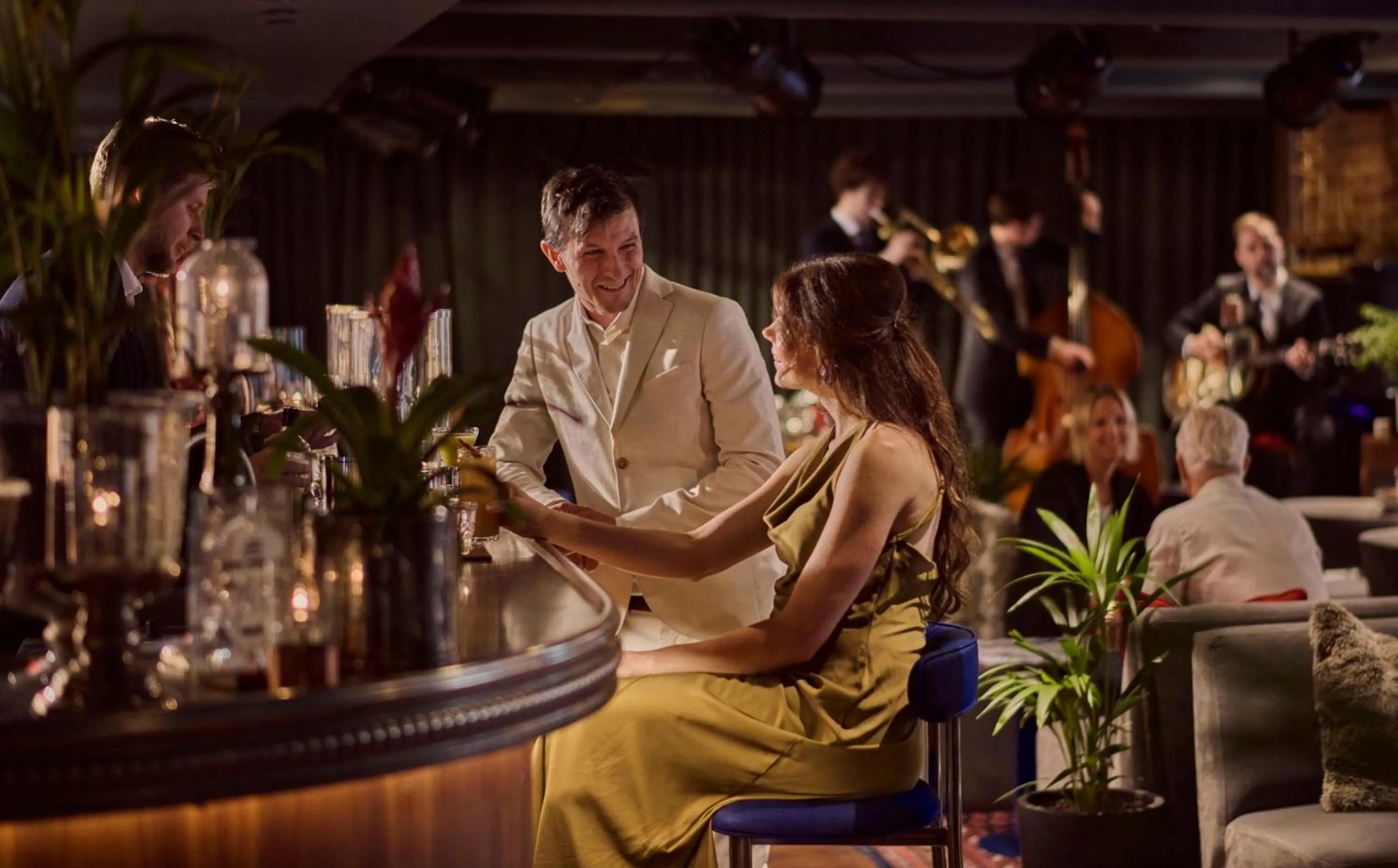 Lounge or bar in Hôtel Reisen in The Unbound Collection by Hyatt