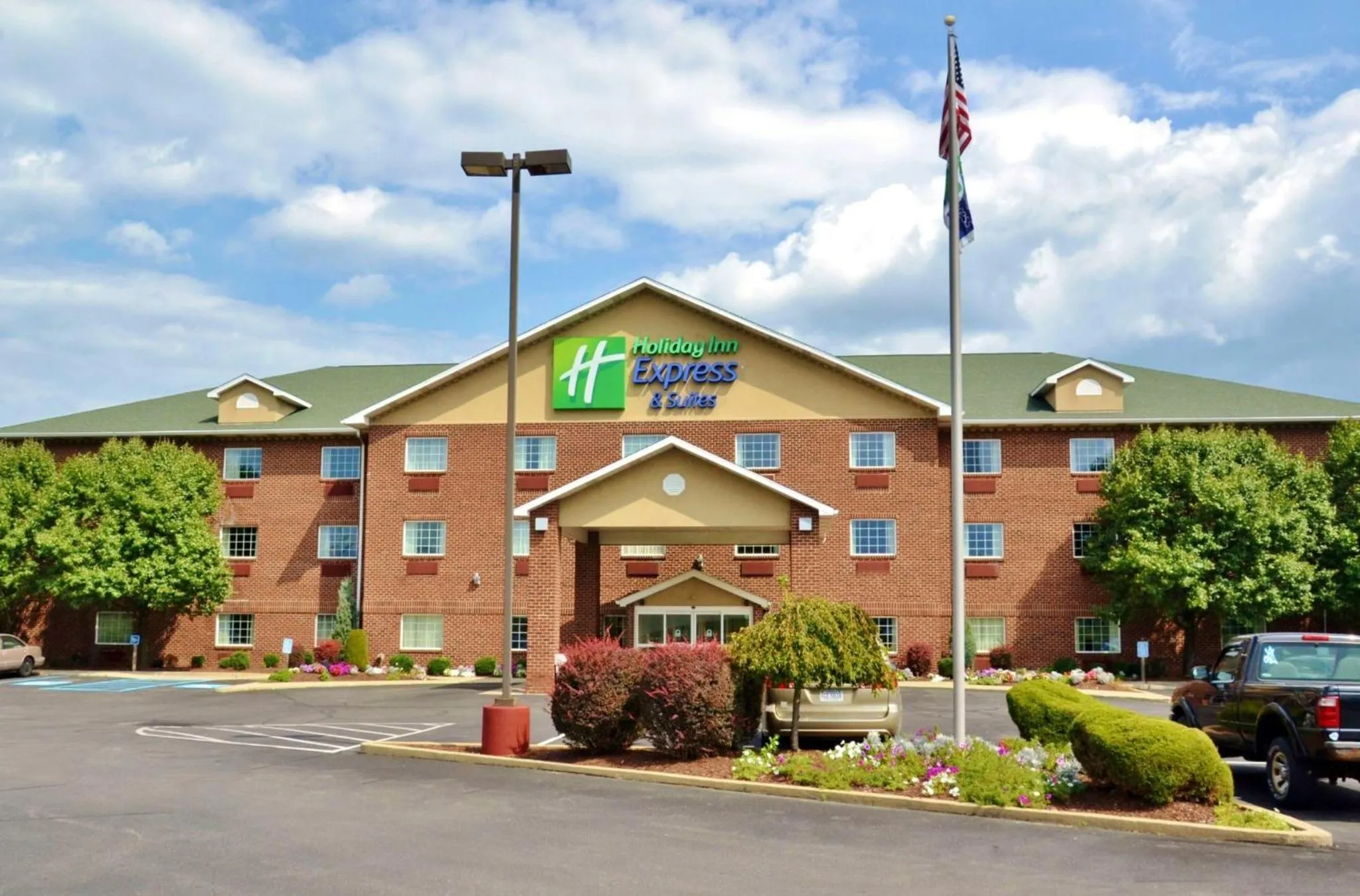 Property building in Holiday Inn Express Hotel & Suites Center Township by IHG