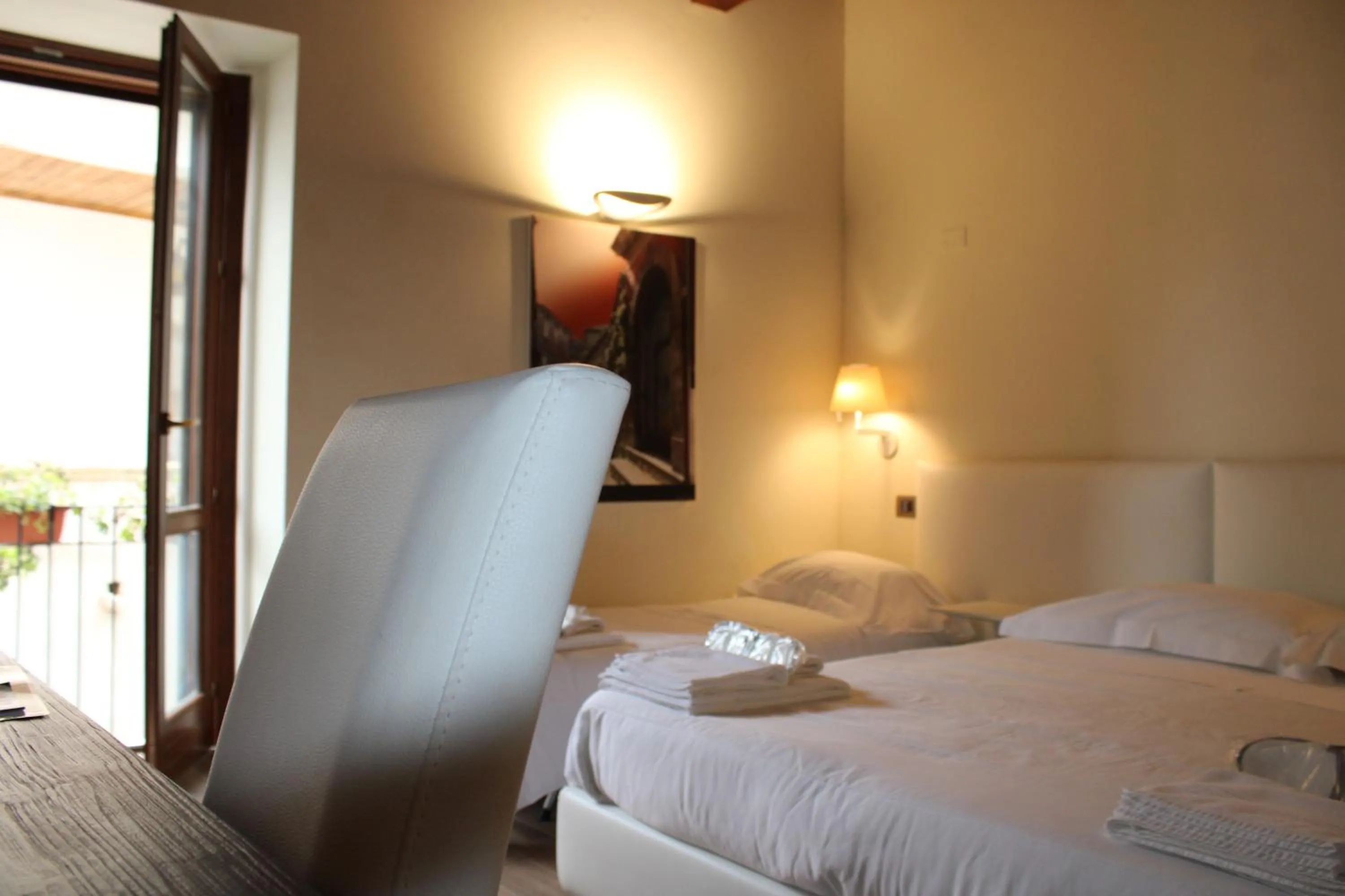 Bedroom, Bed in Il Borgo Ospitale - Albergo Diffuso