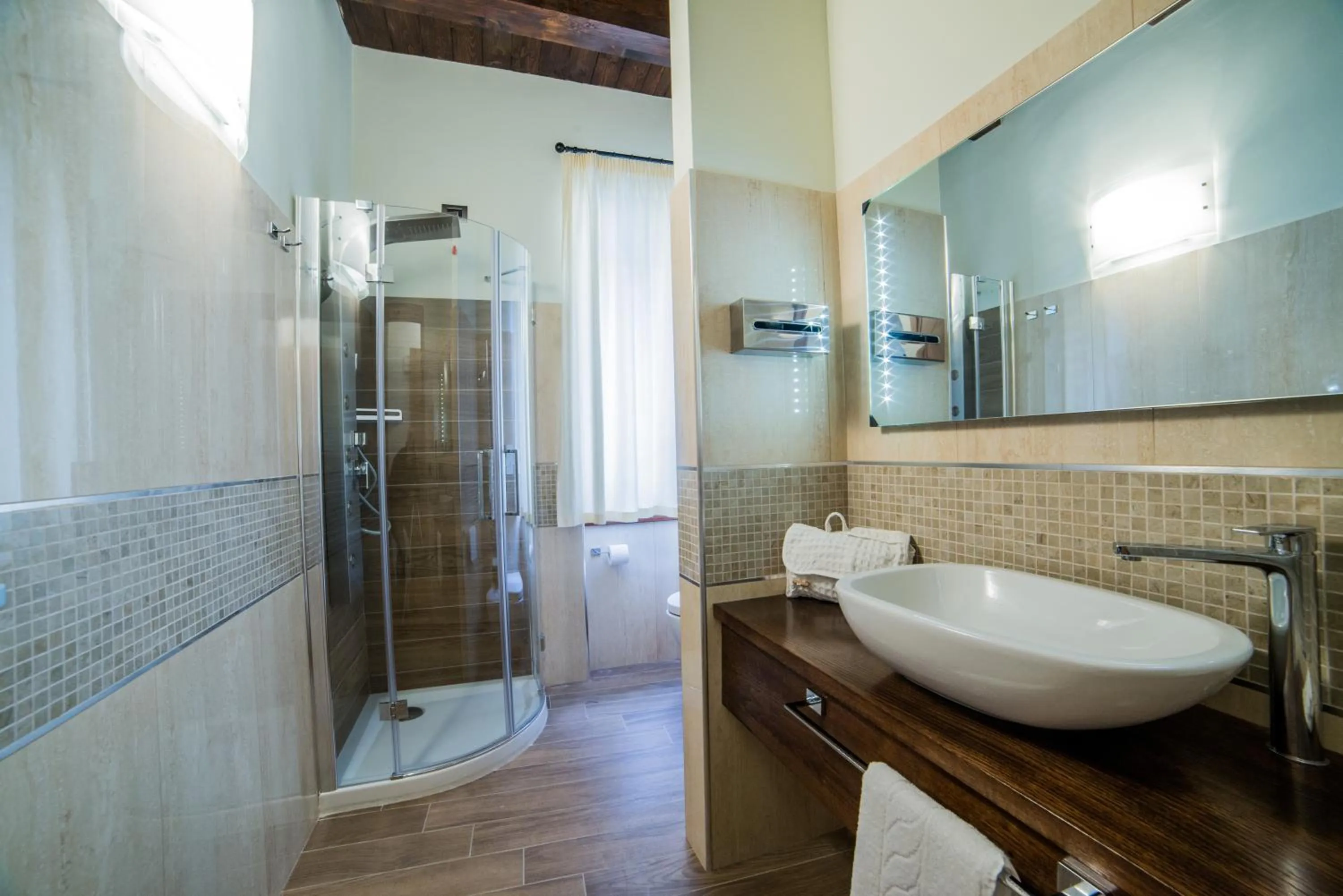 Shower in Il Borgo Ospitale - Albergo Diffuso