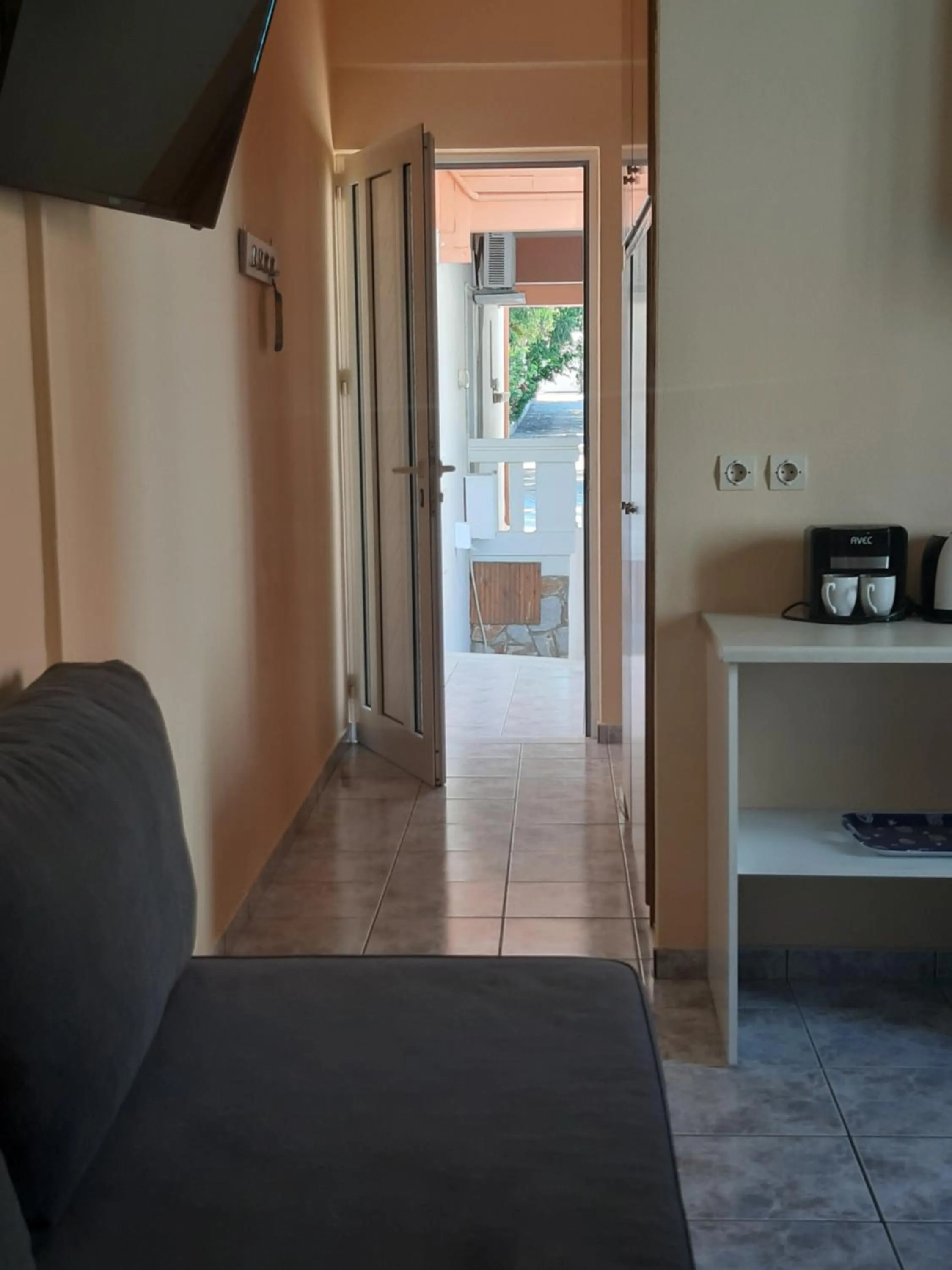 Living room in Eden Beach Hotel