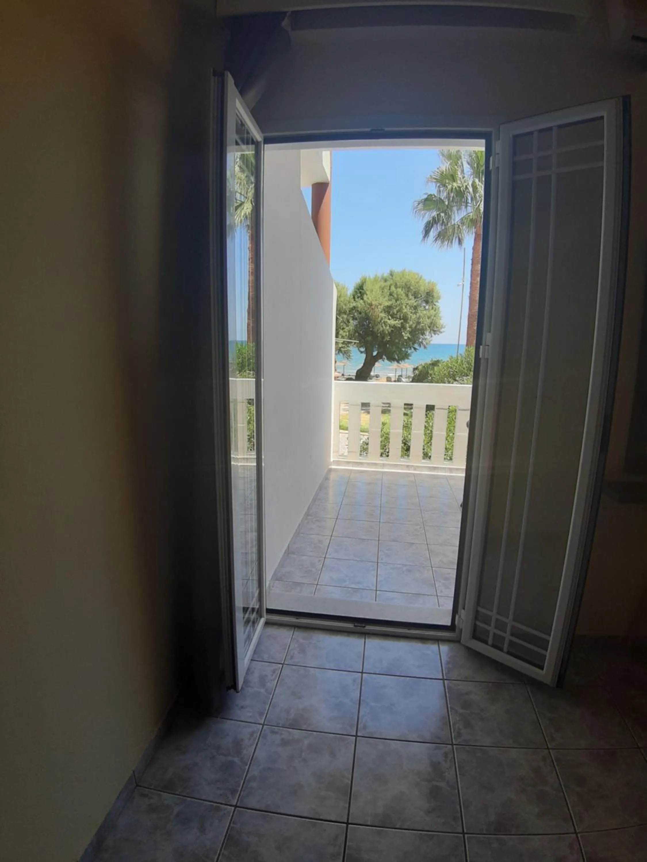 Balcony/Terrace in Eden Beach Hotel