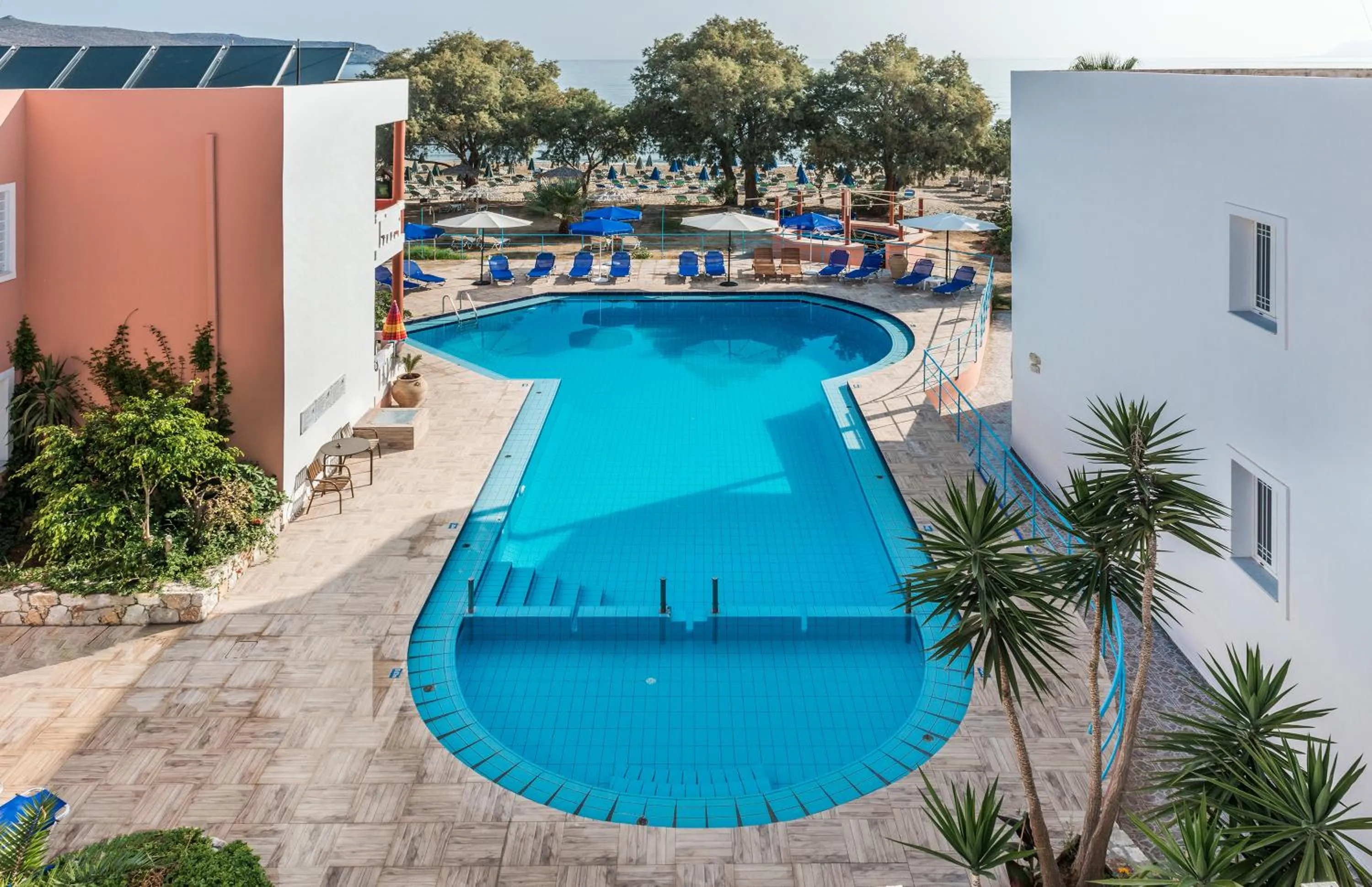 Swimming pool in Eden Beach Hotel