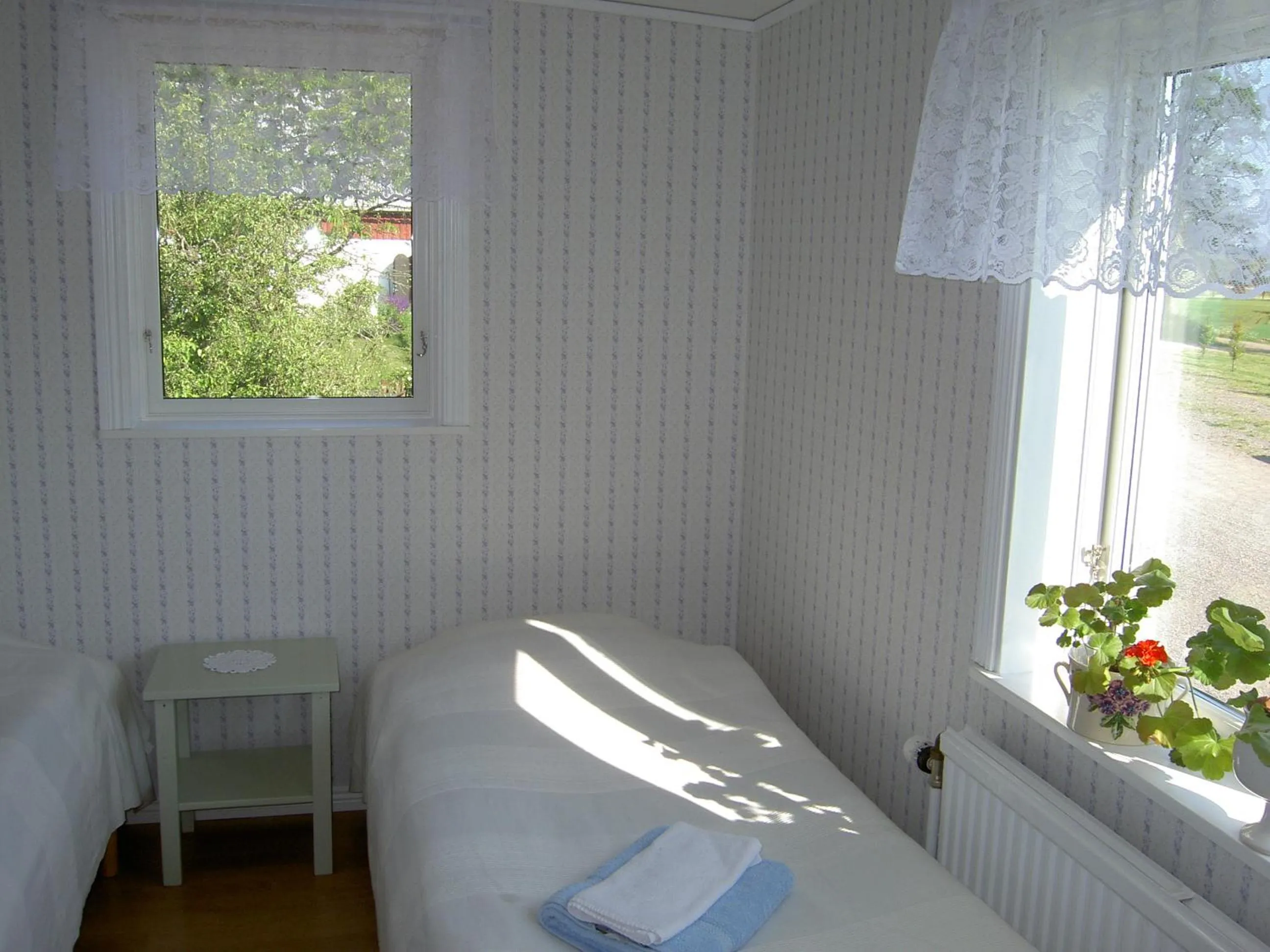 Bed in Stakaberg Konferens & Gårdshotell