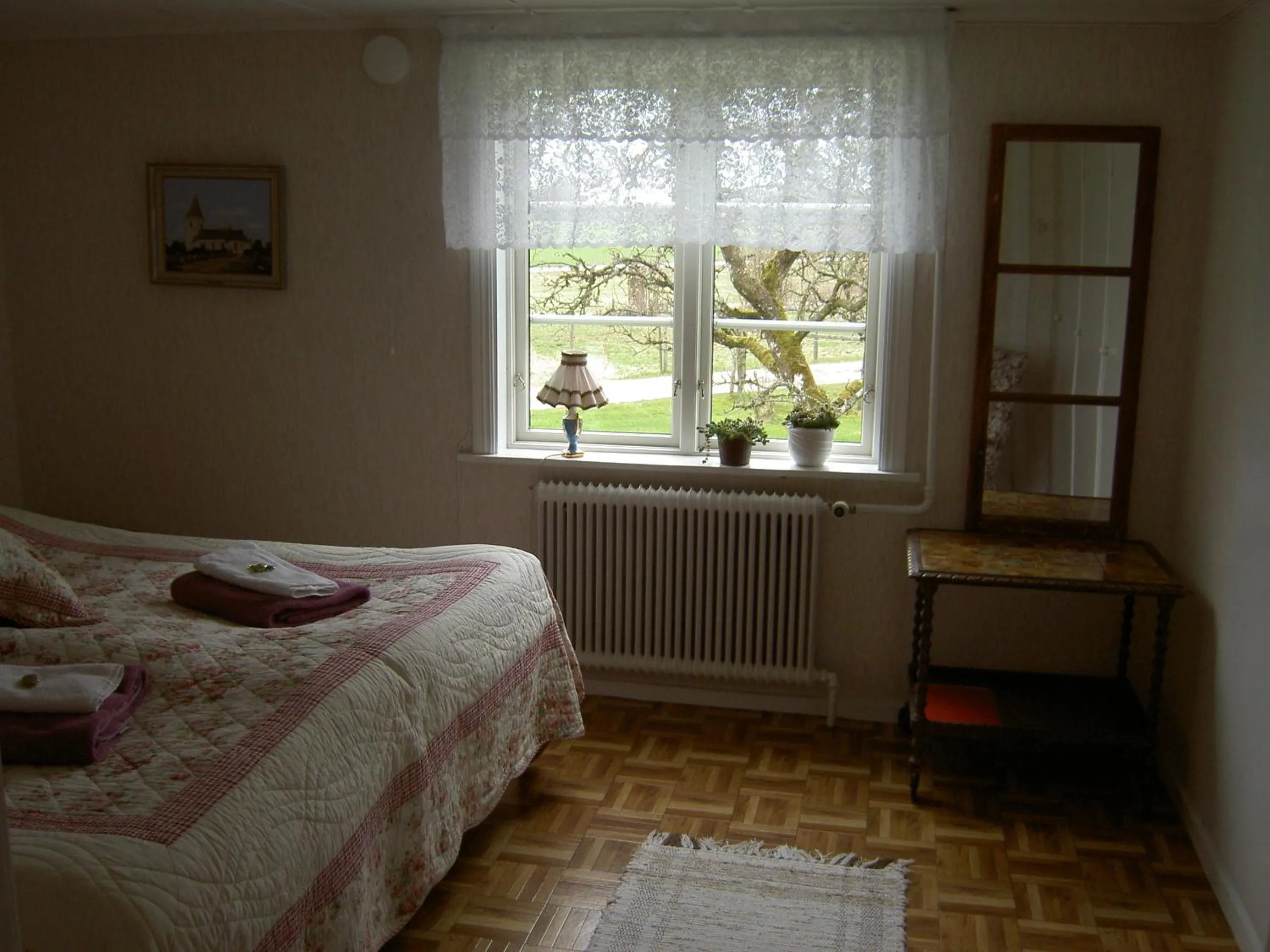 Spring, Bed in Stakaberg Konferens & Gårdshotell