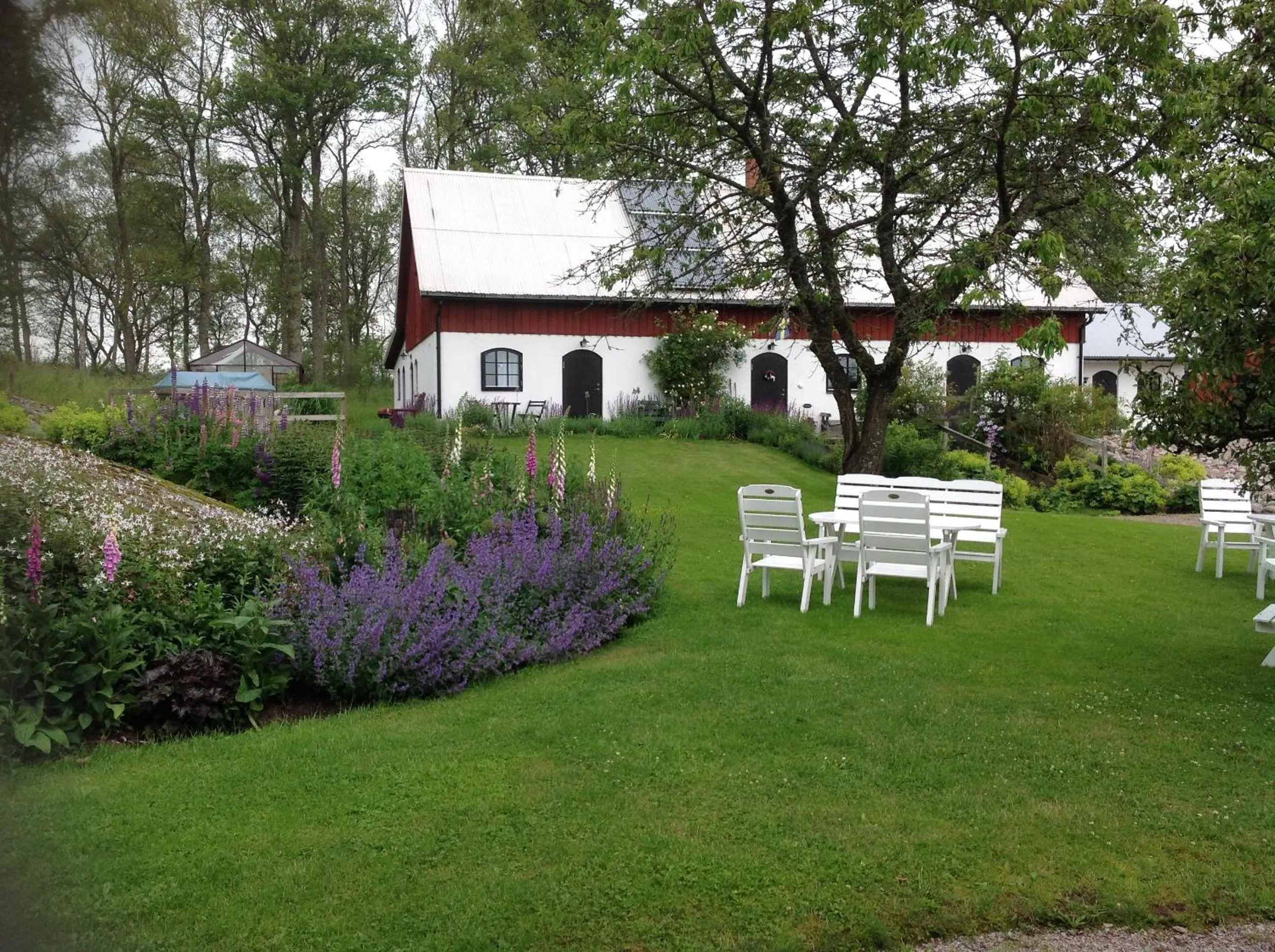Summer in Stakaberg Konferens & Gårdshotell