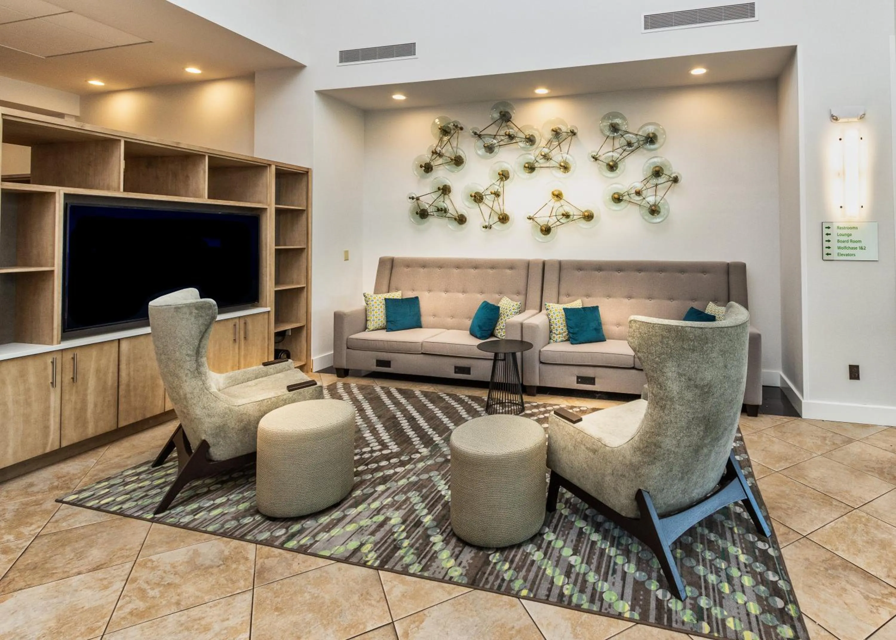 Property building in Holiday Inn Hotel & Suites Memphis-Wolfchase Galleria by IHG