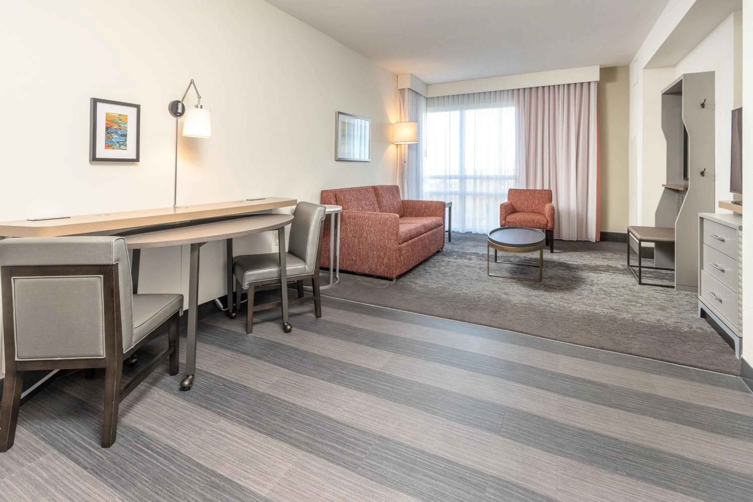 Photo of the whole room in Holiday Inn Hotel & Suites Memphis-Wolfchase Galleria by IHG