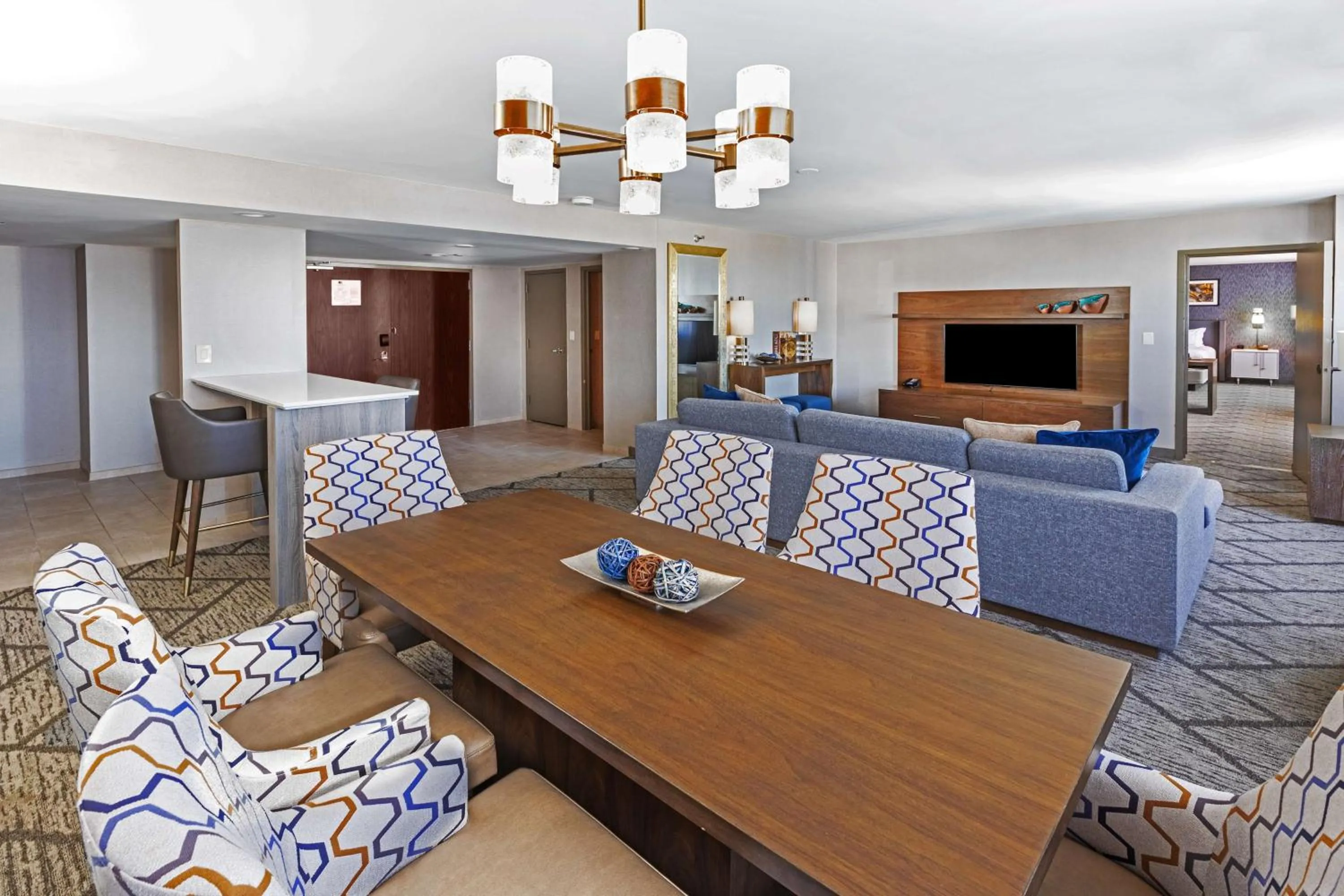 Living room in DoubleTree by Hilton Tulsa Downtown