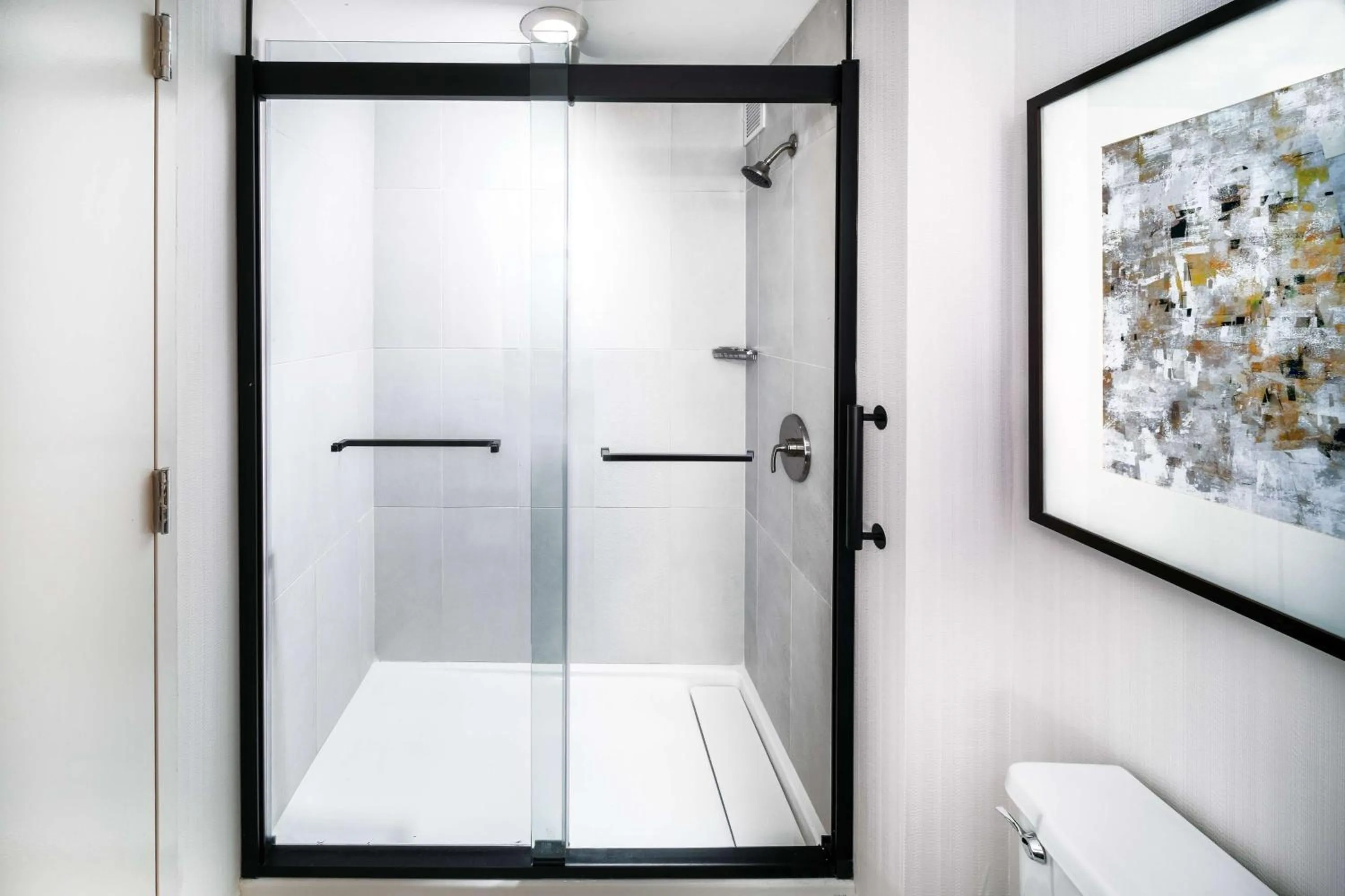 Bathroom in DoubleTree by Hilton Tulsa - Warren Place