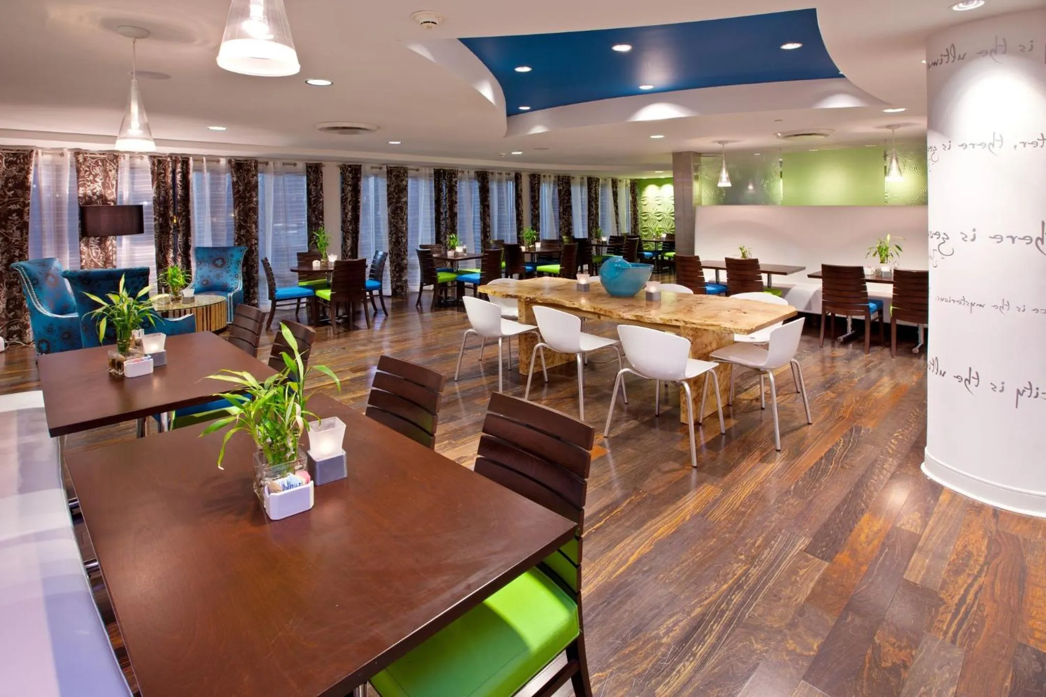 Property building in Holiday Inn Express Indianapolis - Fishers by IHG