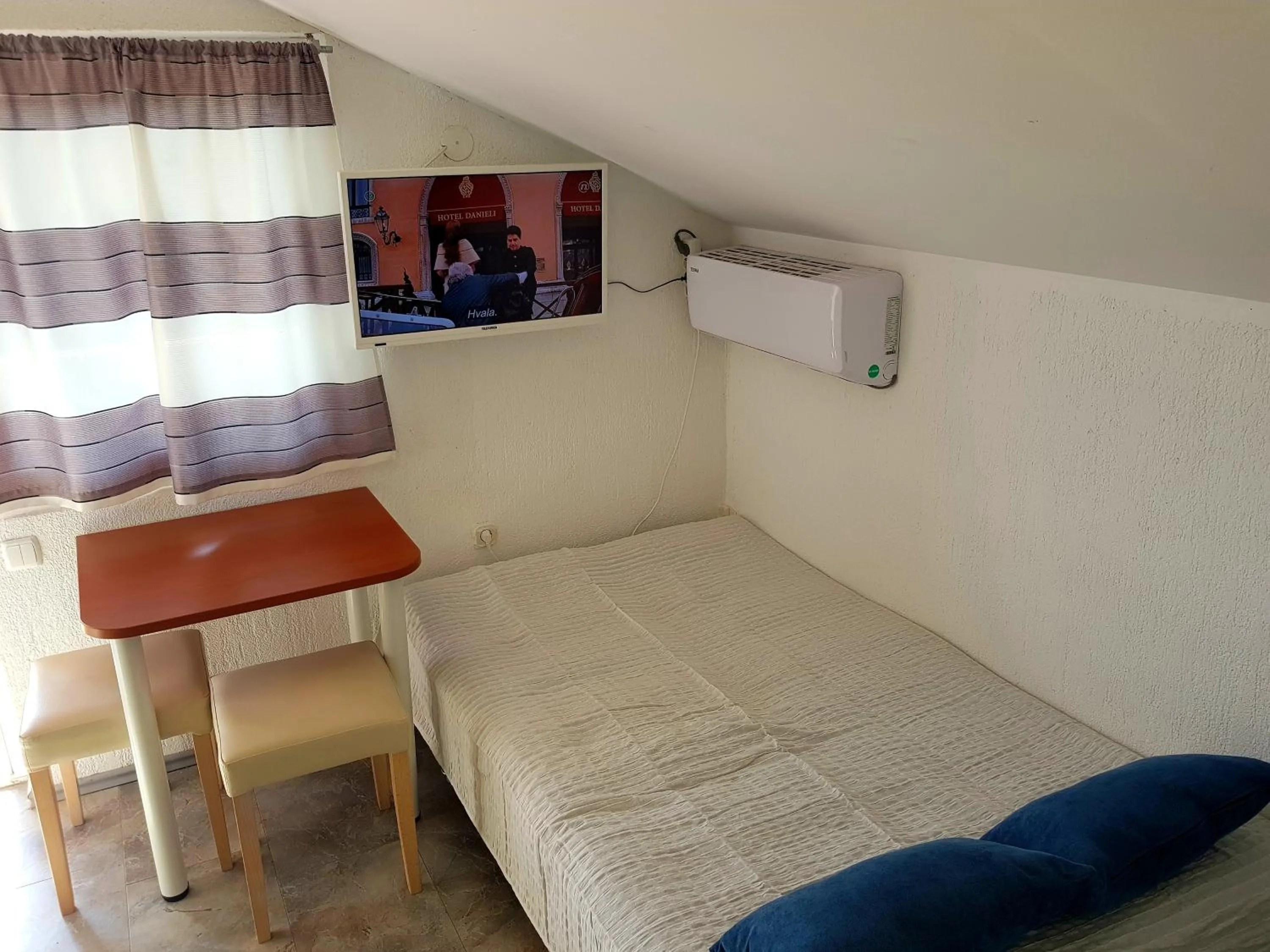 Living room, Bed in Apartments Marko