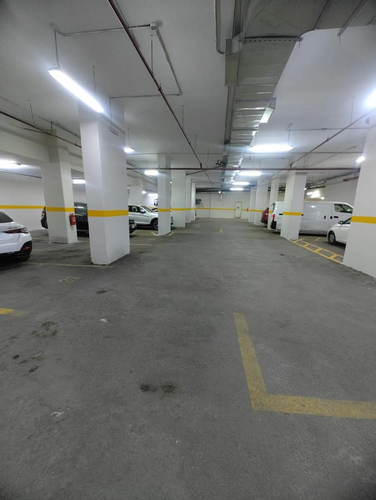 Parking in Manazel Al Diafah Serviced Apartments Olaya