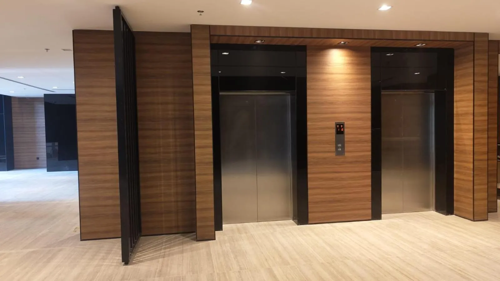 elevator in Manazel Al Diafah Serviced Apartments Olaya