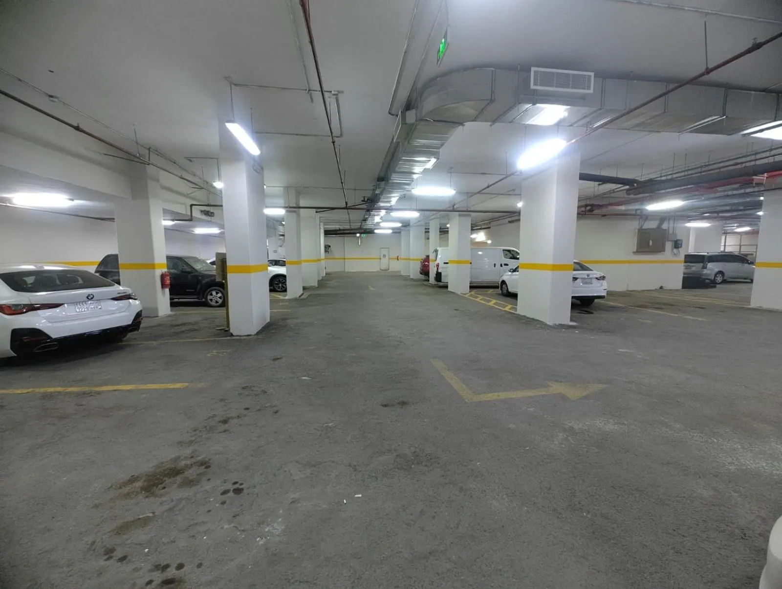 Parking in Manazel Al Diafah Serviced Apartments Olaya