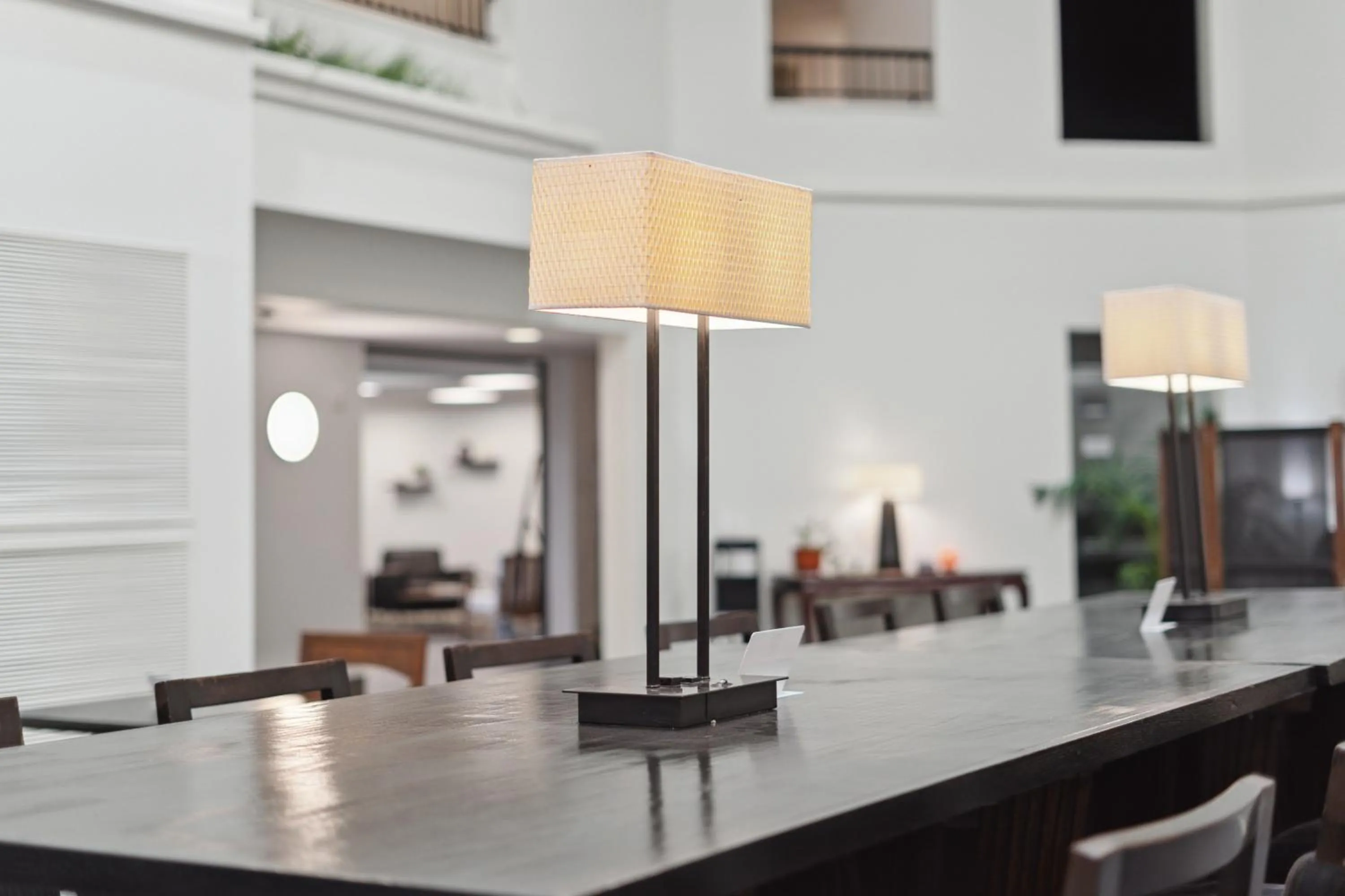 Seating area in Sonesta Essential Vacaville Napa Valley