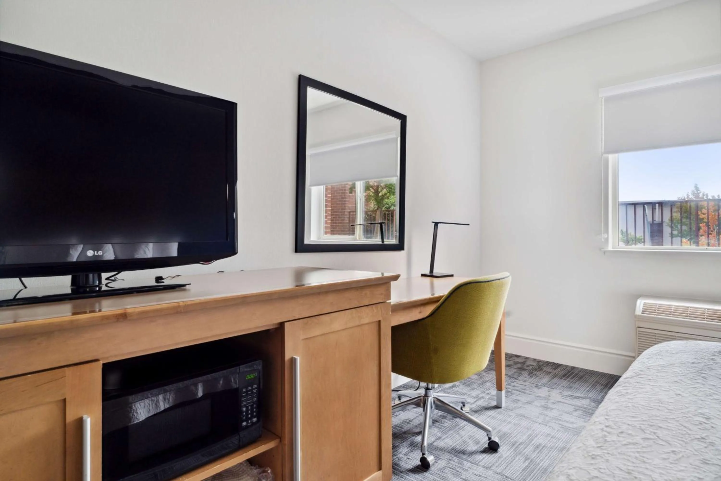 Bedroom in Sonesta Essential Vacaville Napa Valley