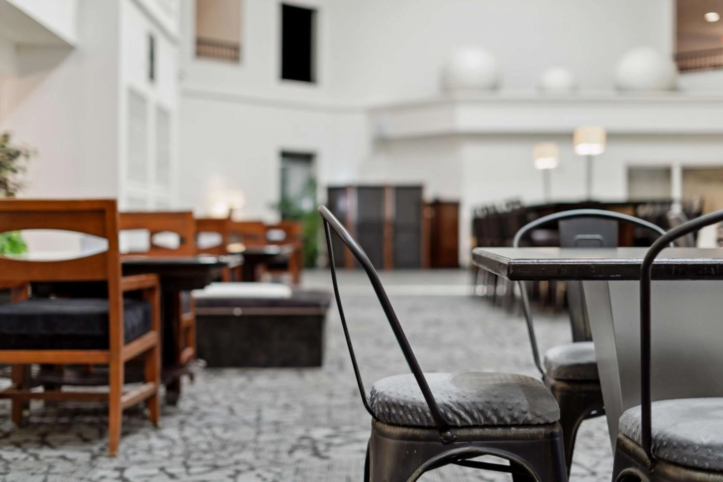 Lobby or reception in Sonesta Essential Vacaville Napa Valley