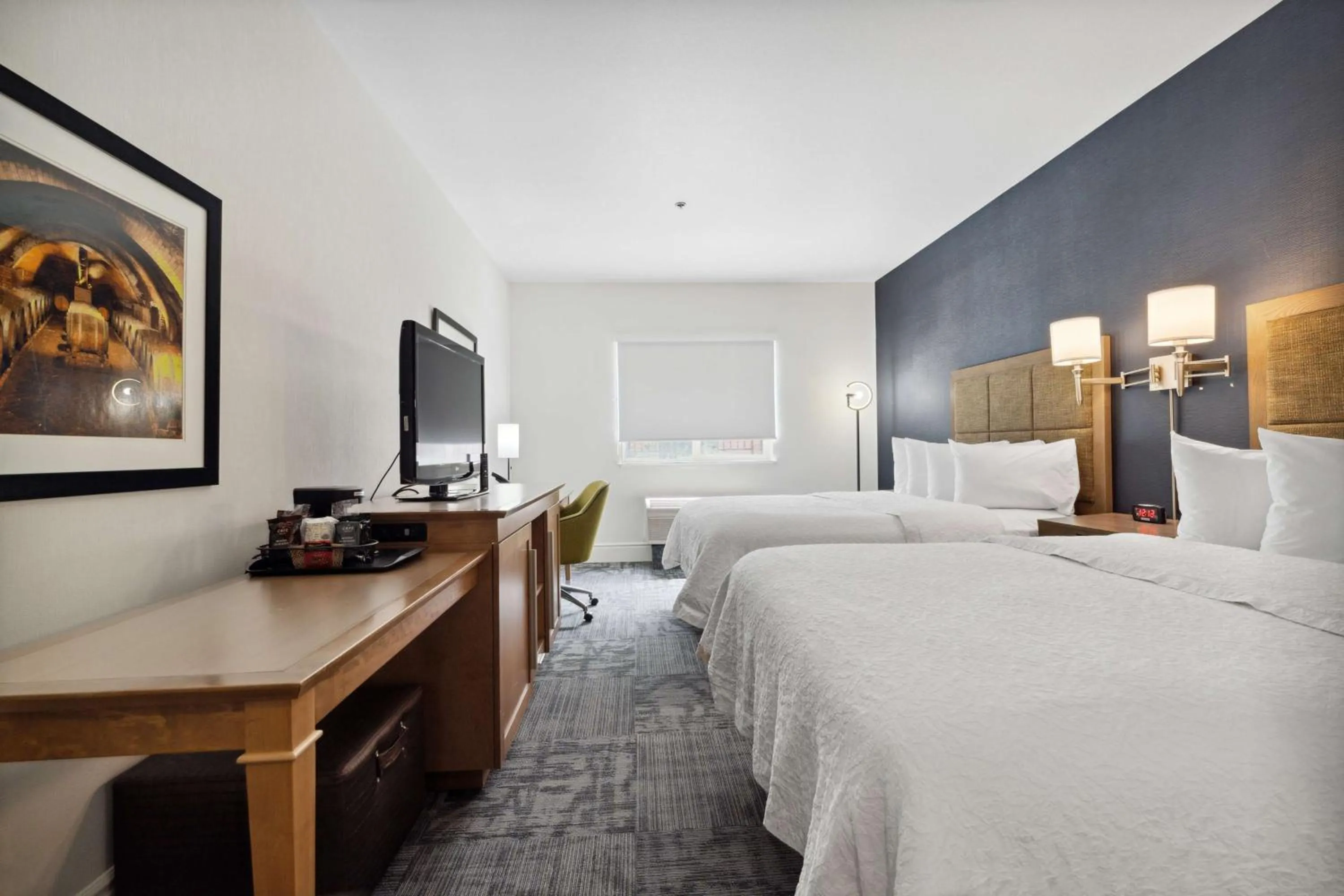 Bedroom, Bed in Sonesta Essential Vacaville Napa Valley