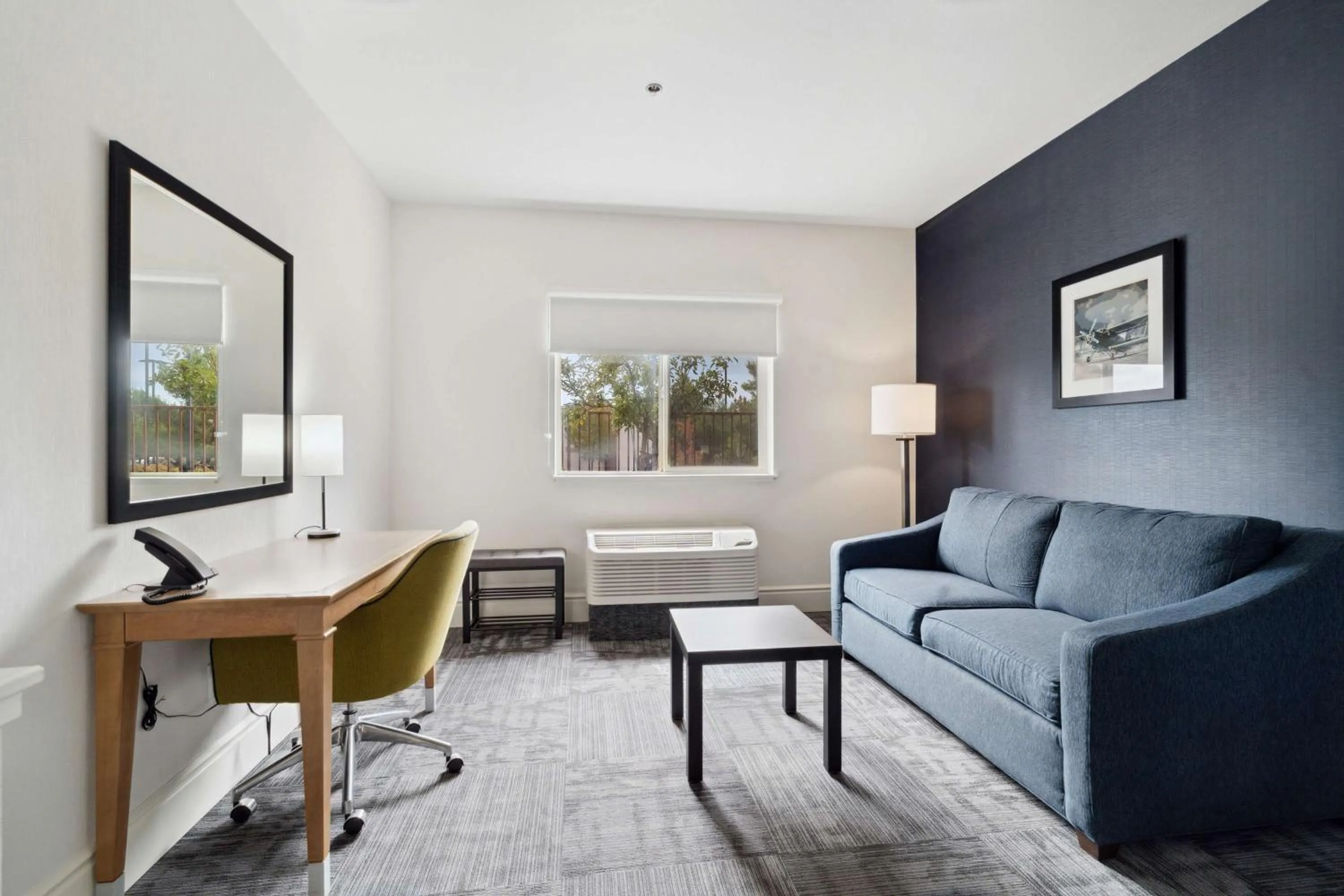 Bedroom in Sonesta Essential Vacaville Napa Valley