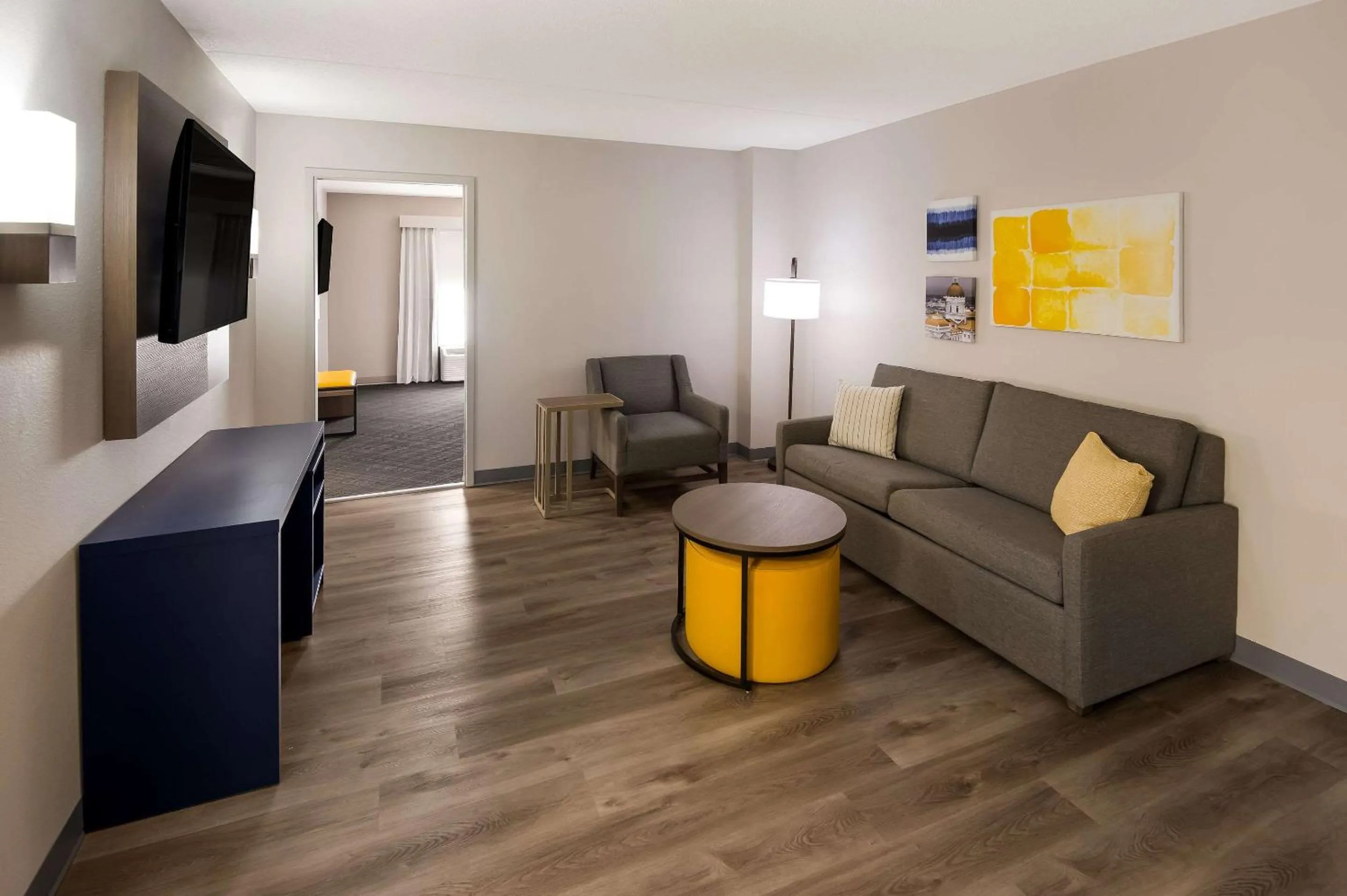 Bedroom in Comfort Inn & Suites Fishers - Indianapolis