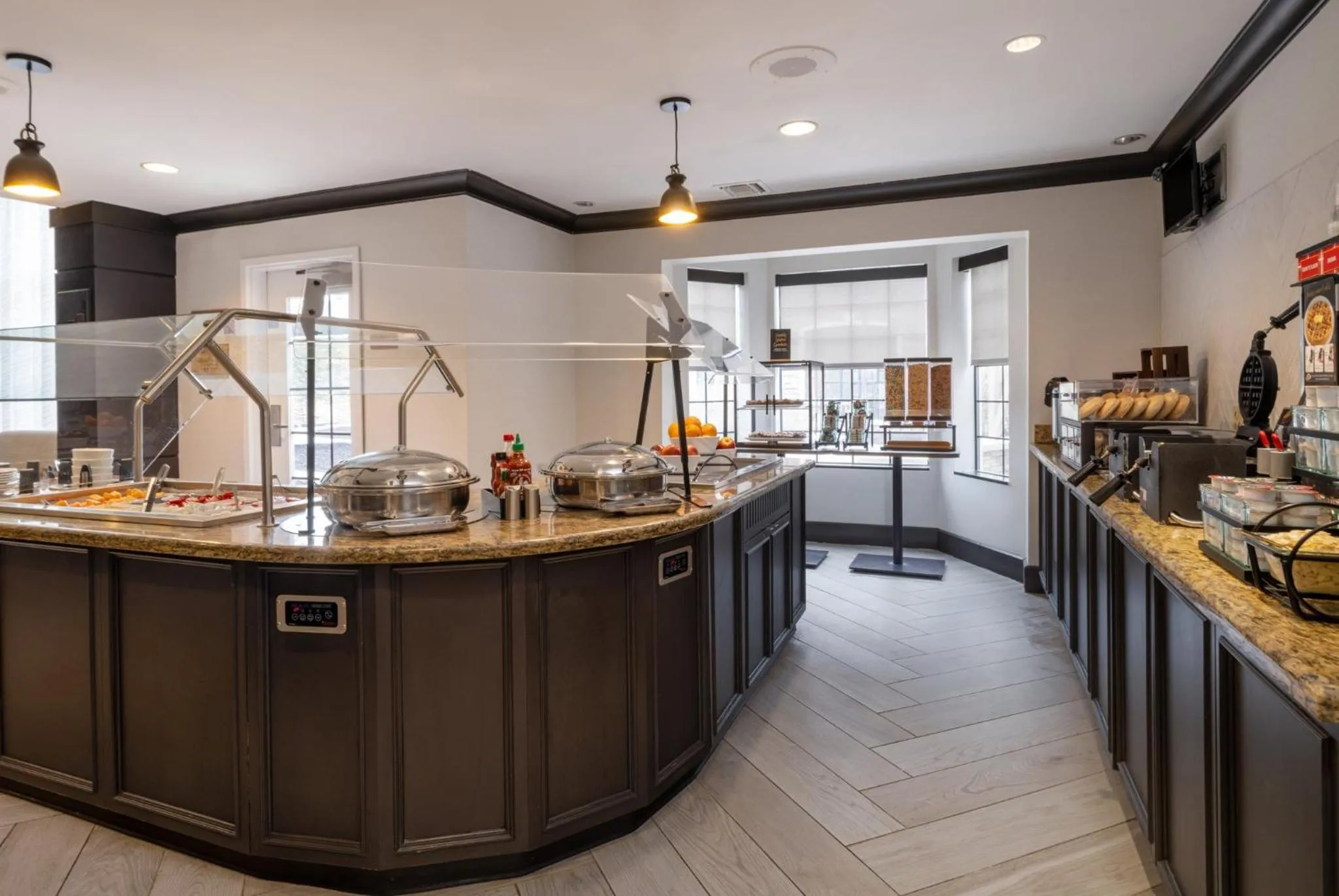 Breakfast in Staybridge Suites Columbus-Dublin by IHG