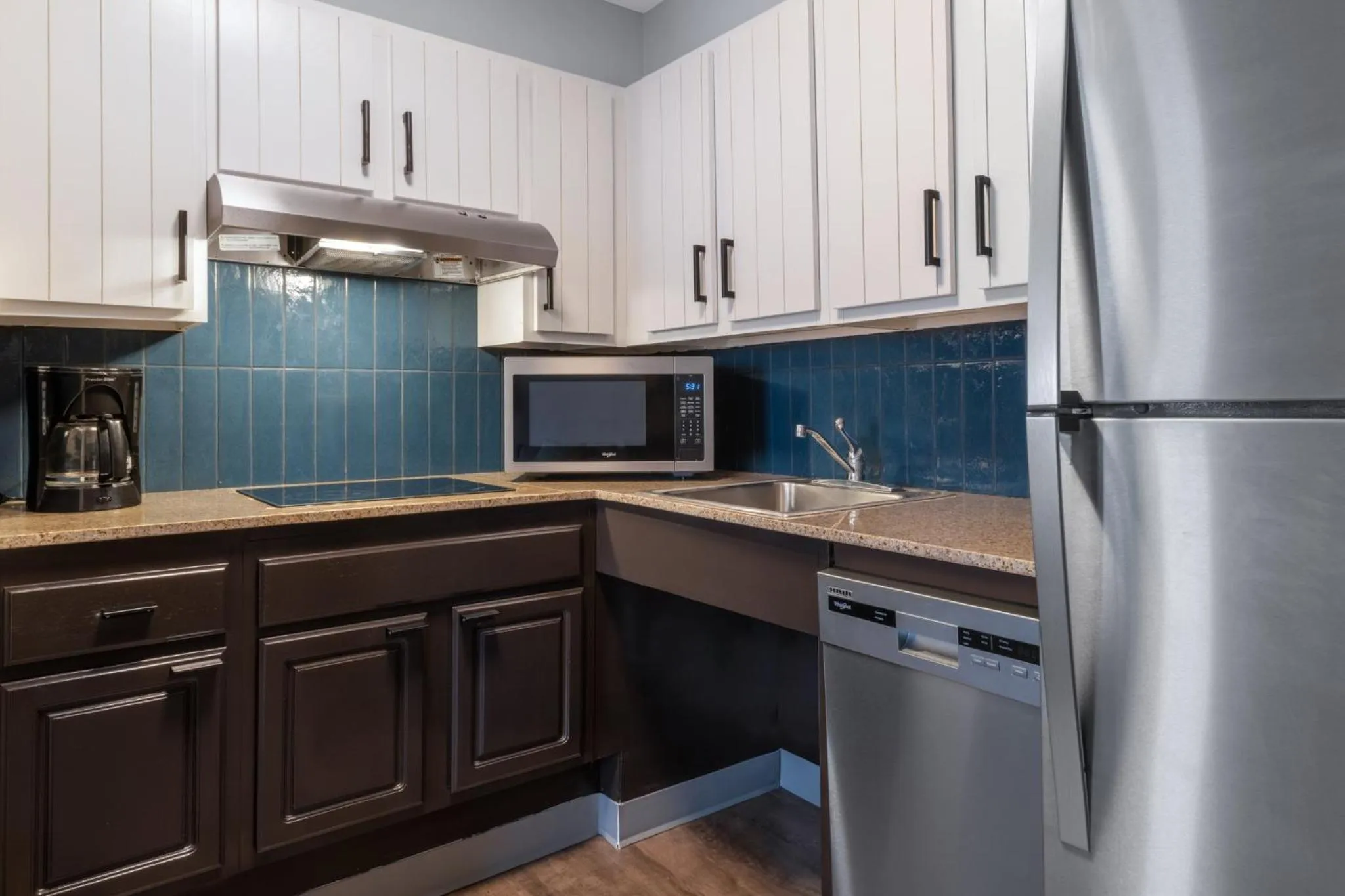 Photo of the whole room in Staybridge Suites Columbus-Dublin by IHG