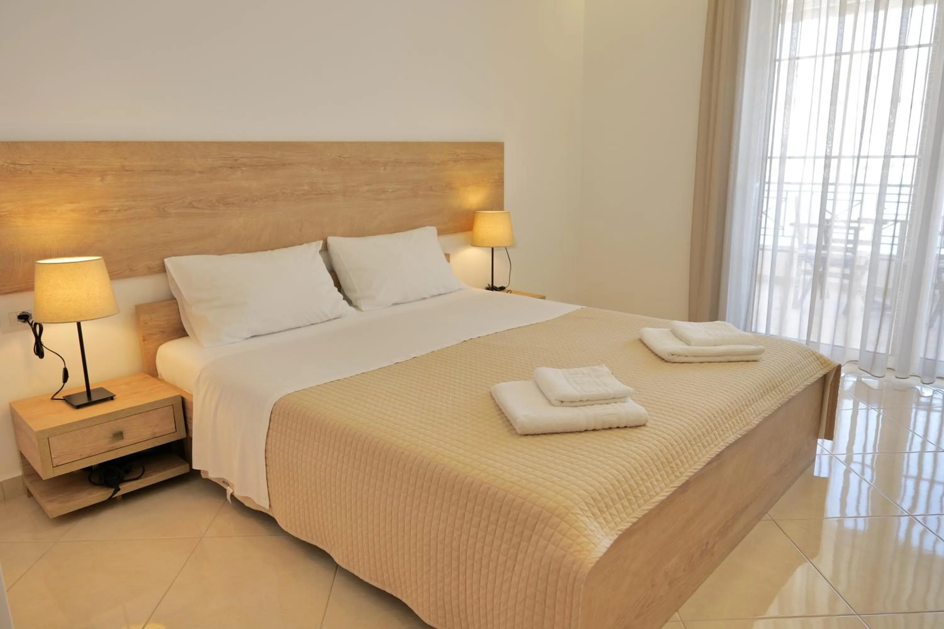 Photo of the whole room, Bed in Hotel Mano