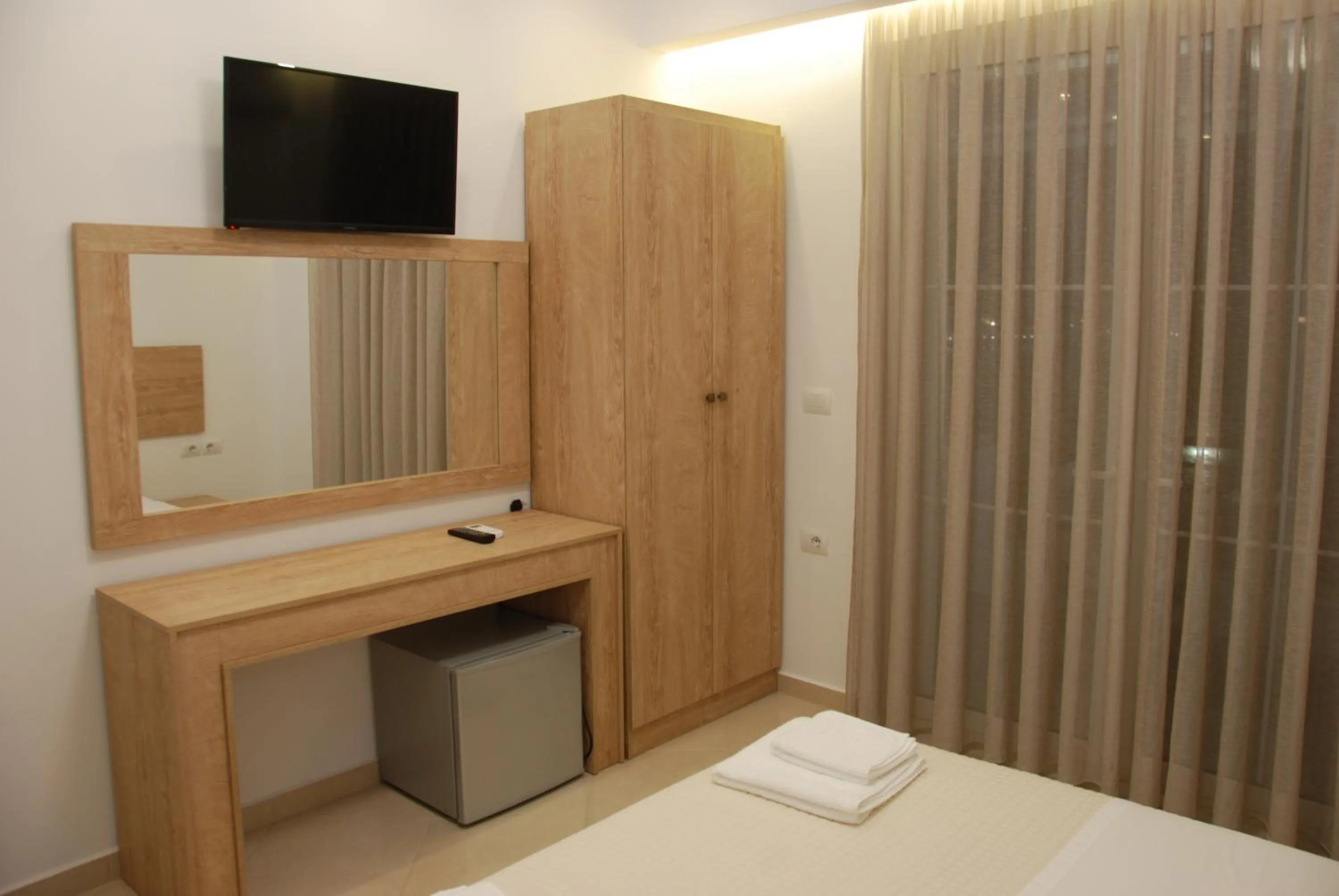 Bedroom, Bed in Hotel Mano