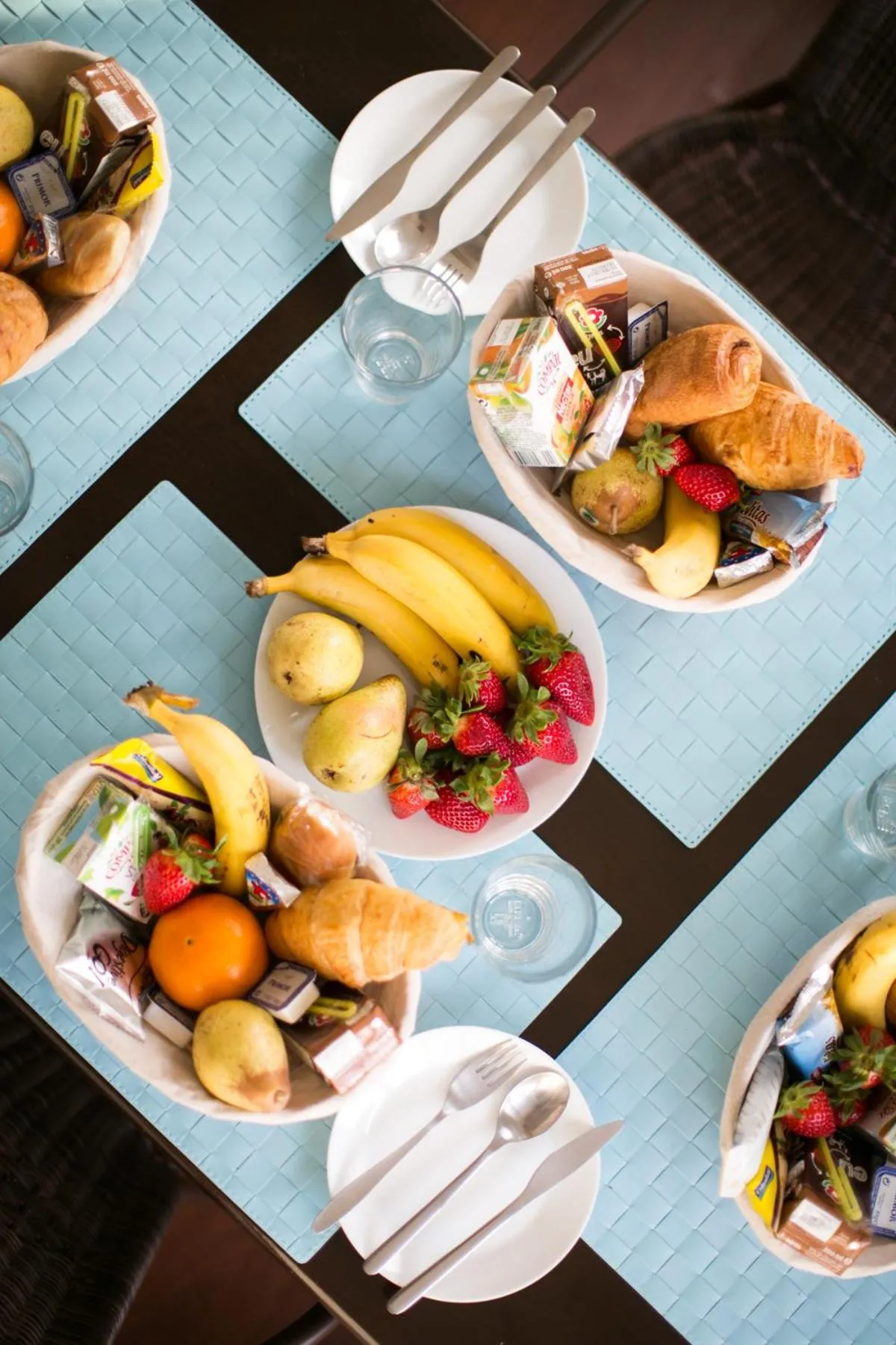 Continental breakfast in Douro Surf Hostel