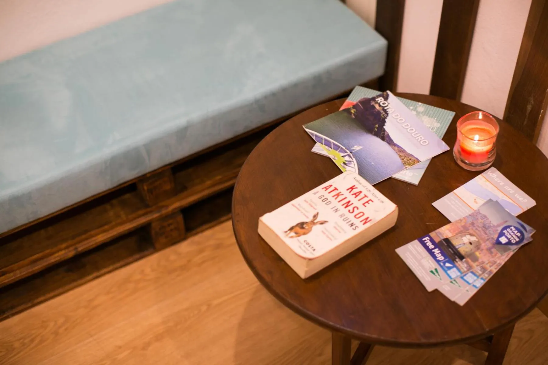 Decorative detail in Douro Surf Hostel