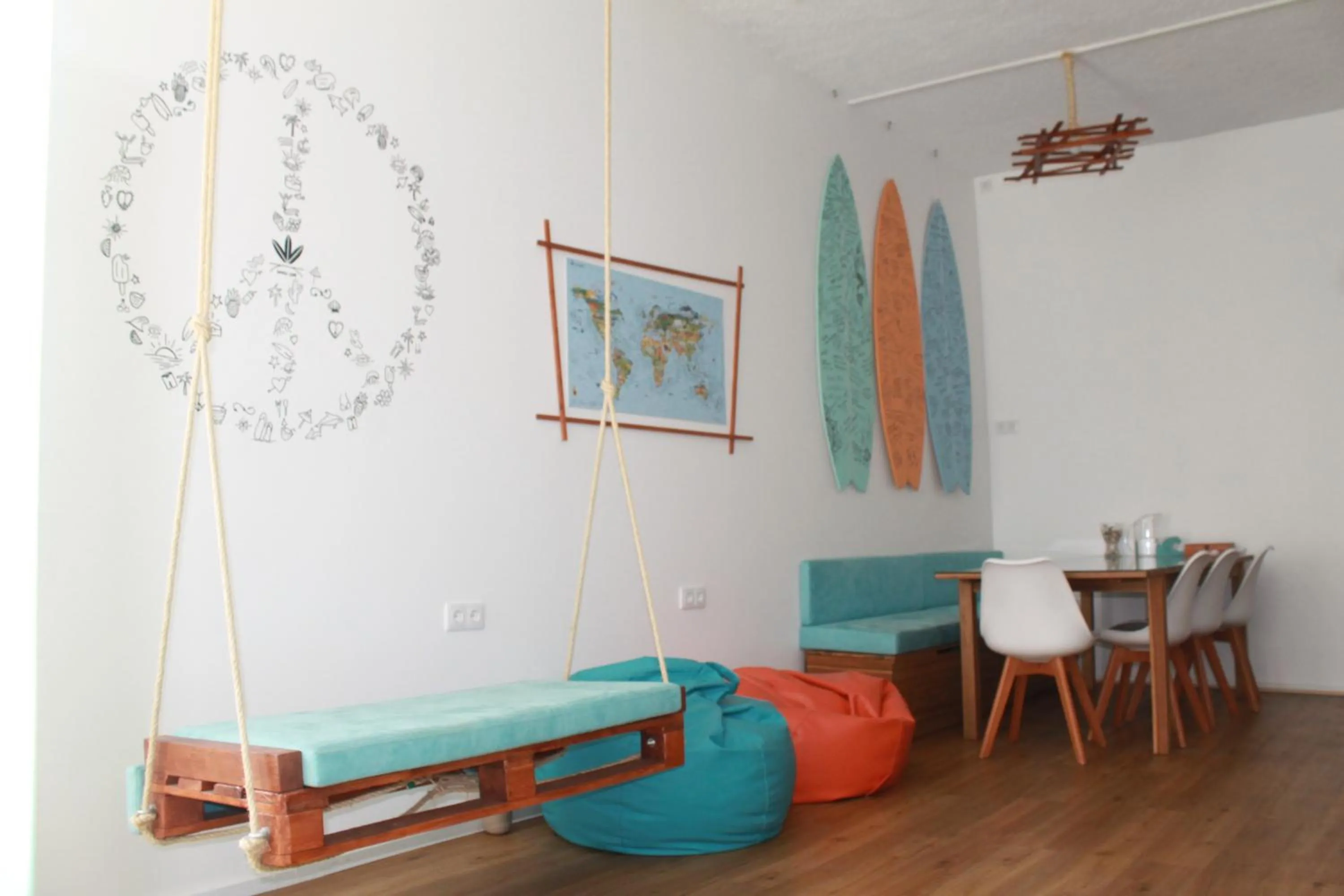 Living room in Douro Surf Hostel