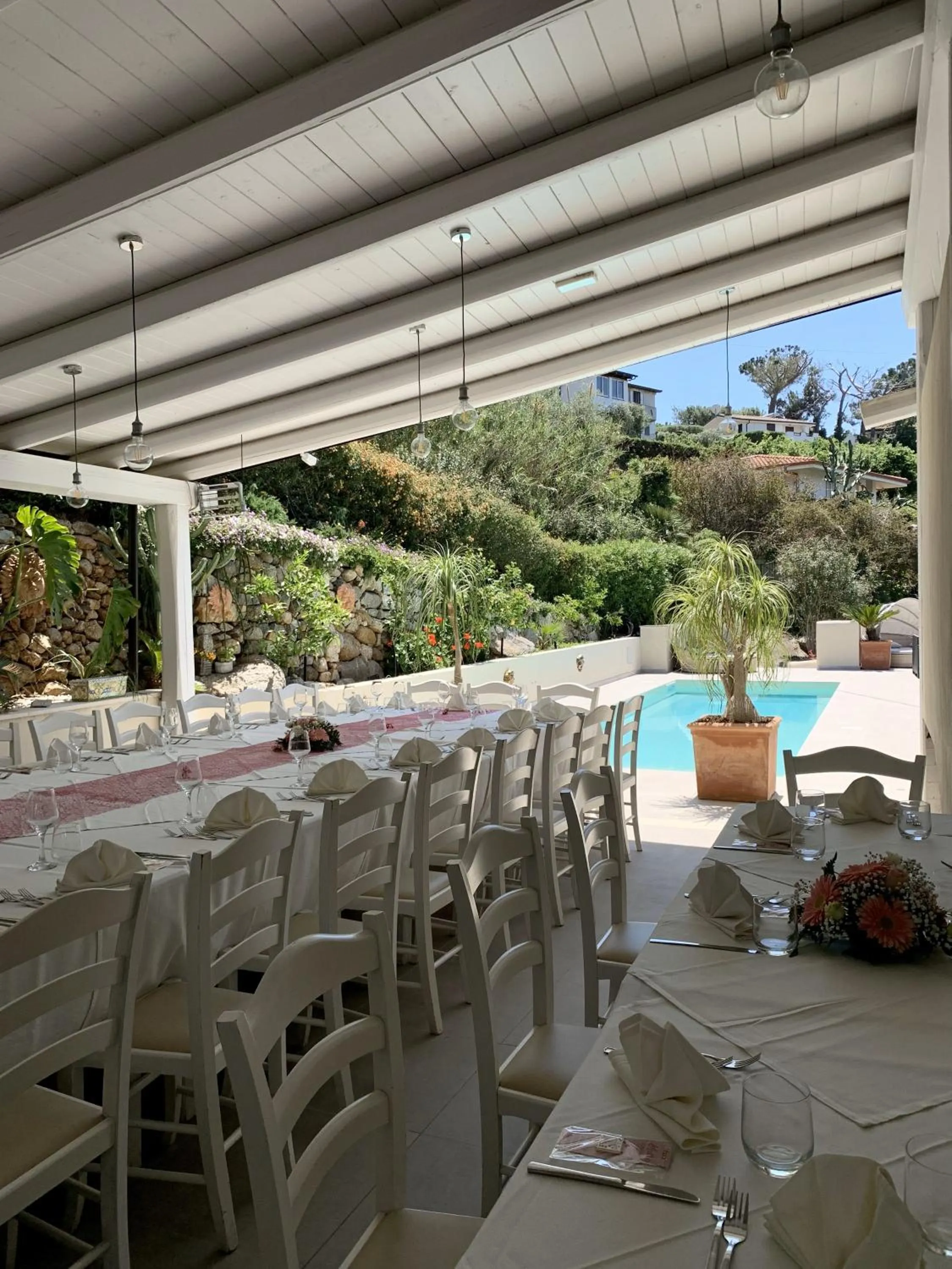 Restaurant/places to eat in HOTEL MERCURIO SUL MARE - Fish restaurant and private beach