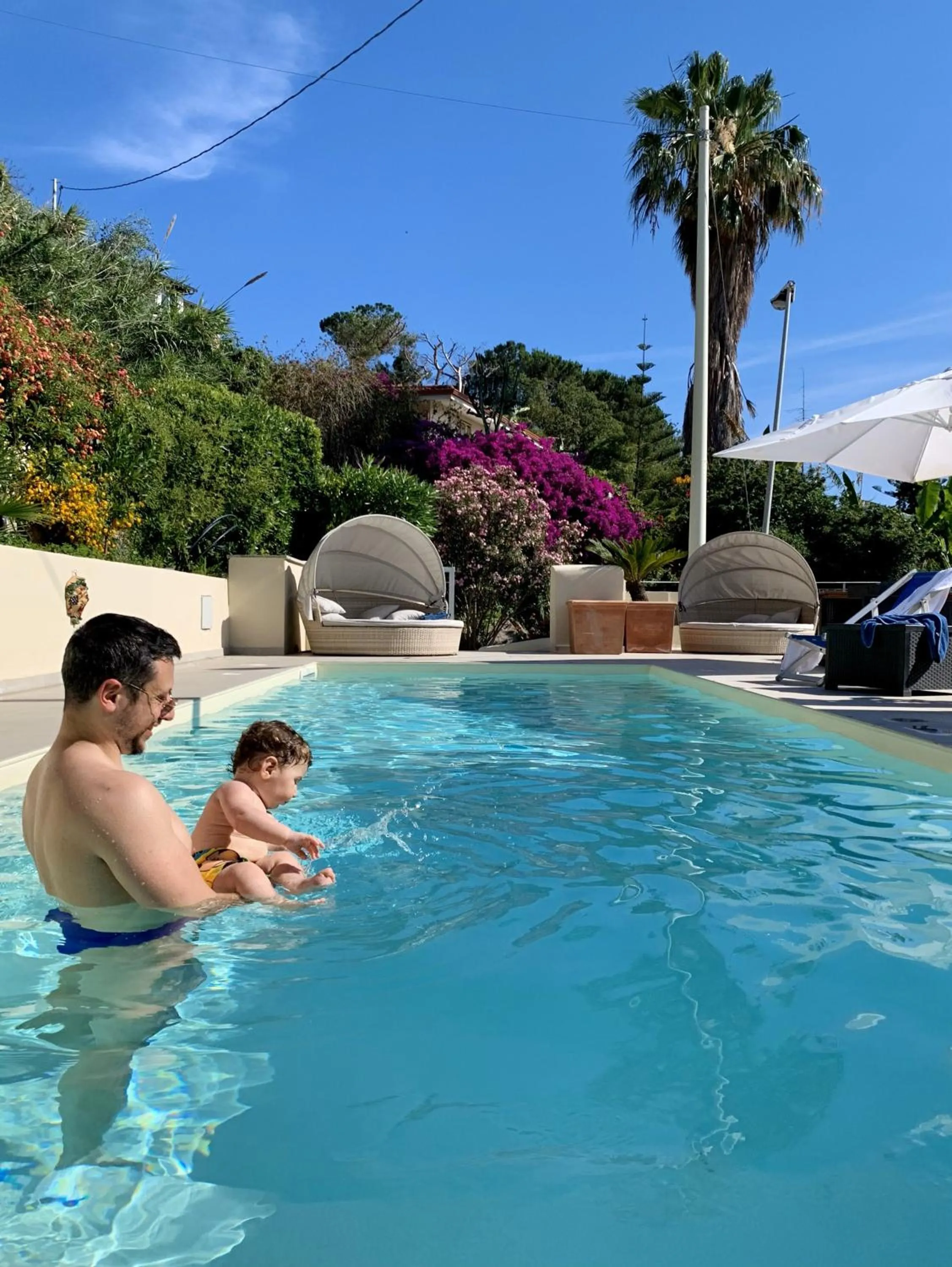 Swimming pool in HOTEL MERCURIO SUL MARE - Fish restaurant and private beach