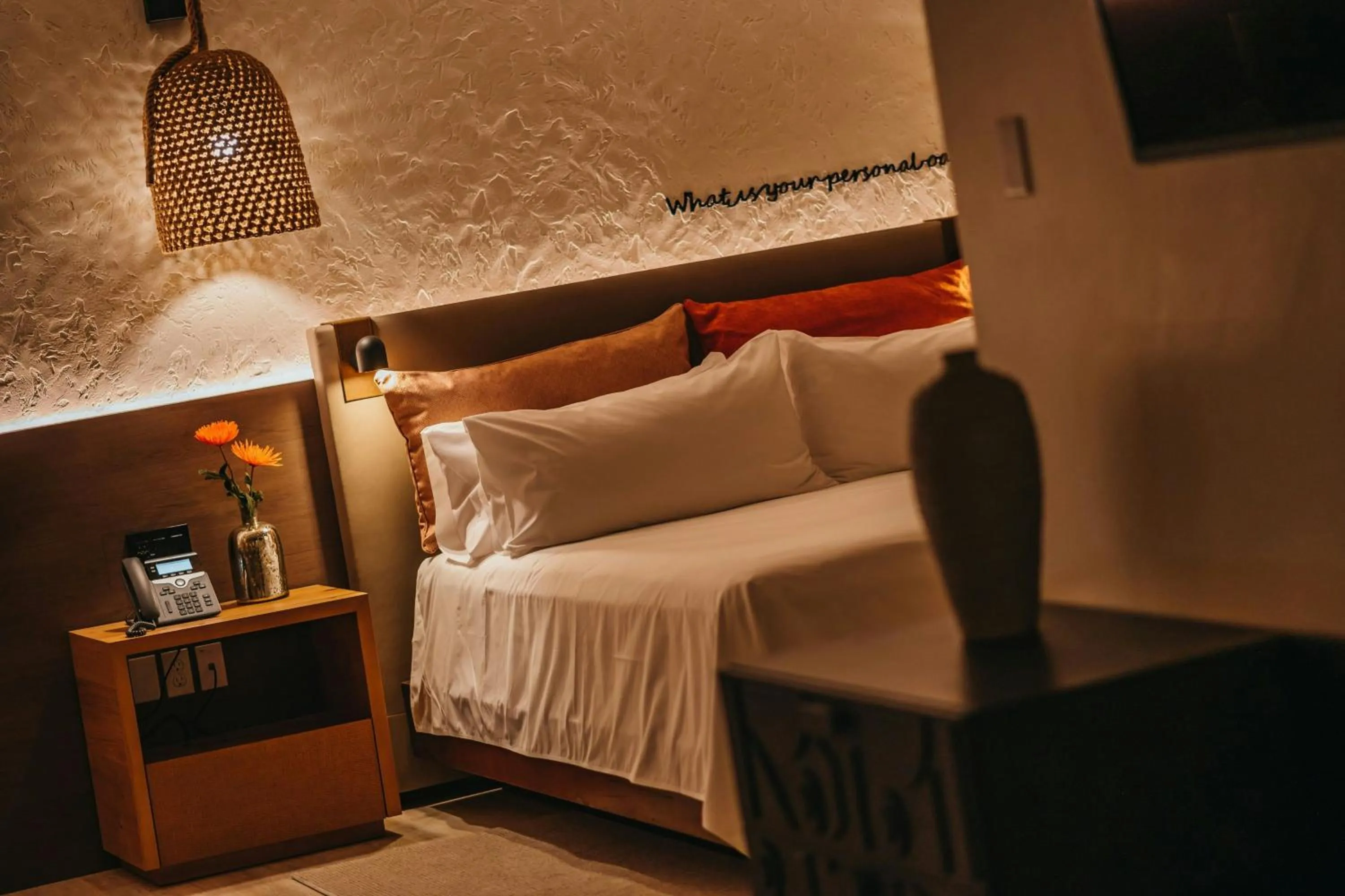 Bedroom, Bed in Renaissance Wind Creek Aruba Resort