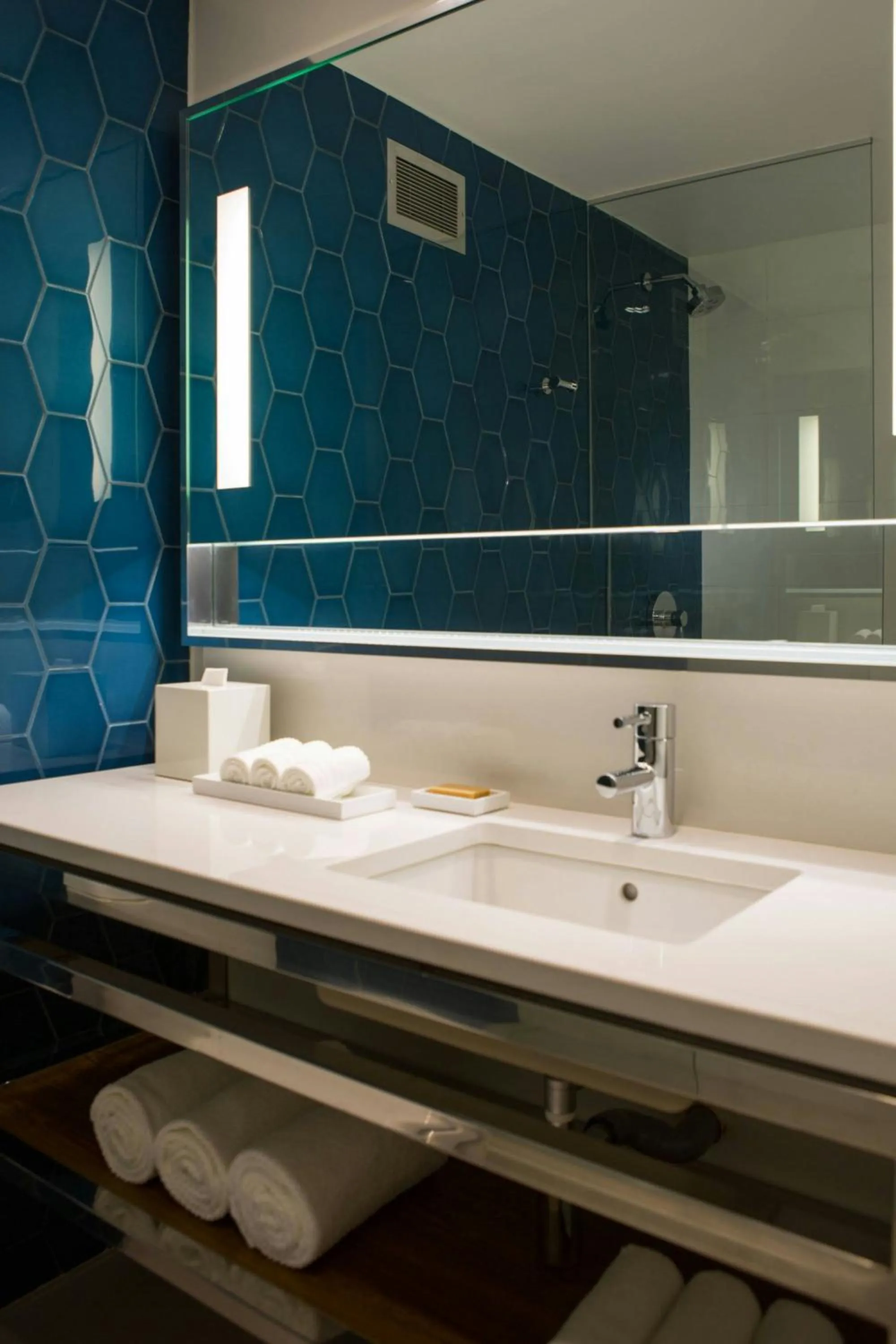 Bathroom in Renaissance Wind Creek Aruba Resort