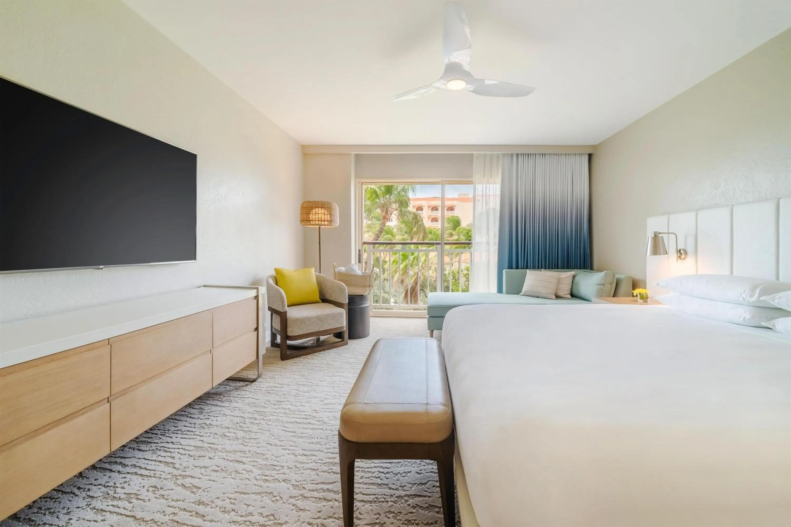 Bedroom, Bed in Hyatt Regency Aruba Resort & Casino